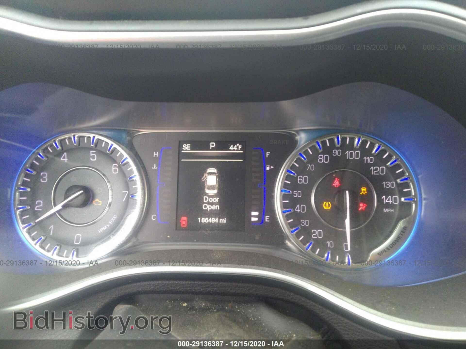2015 CHRYSLER 200 - VIN: 1C3CCCAB5FN670570 - Фото 7