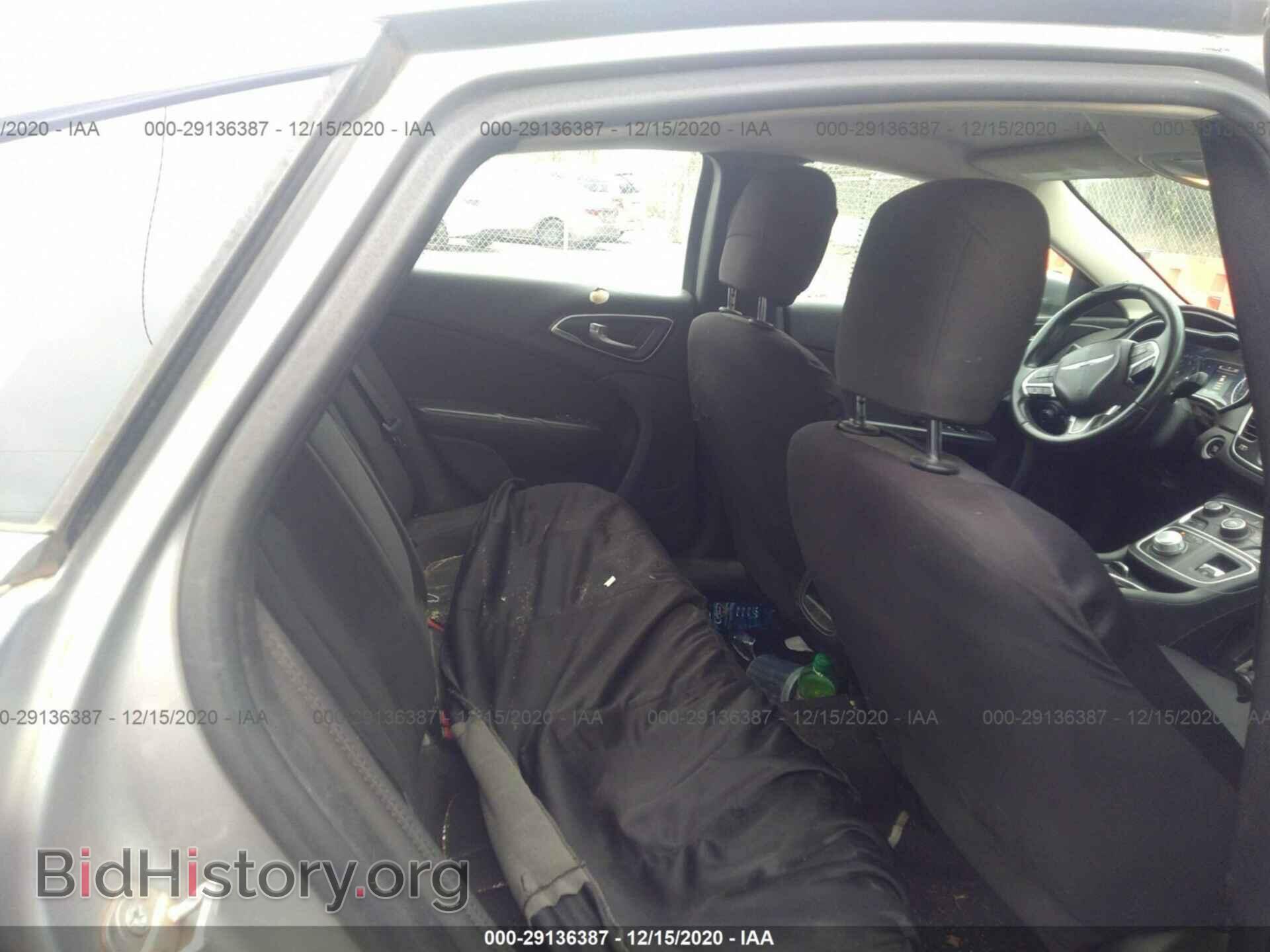 2015 CHRYSLER 200 - VIN: 1C3CCCAB5FN670570 - Фото 8