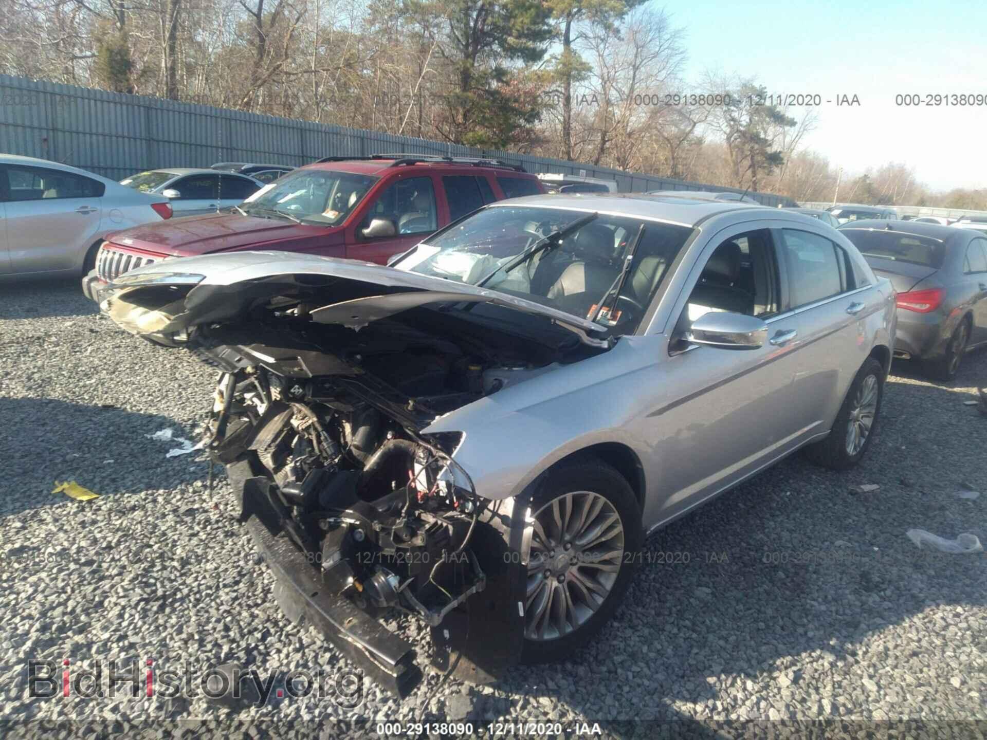 2012 CHRYSLER 200 - VIN: 1C3CCBCG6CN116761 - Фото 2