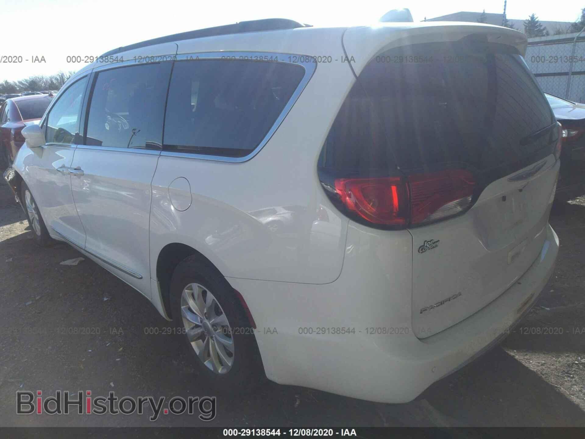 2017 CHRYSLER PACIFICA - VIN: 2C4RC1BG4HR627252 - Фото 3
