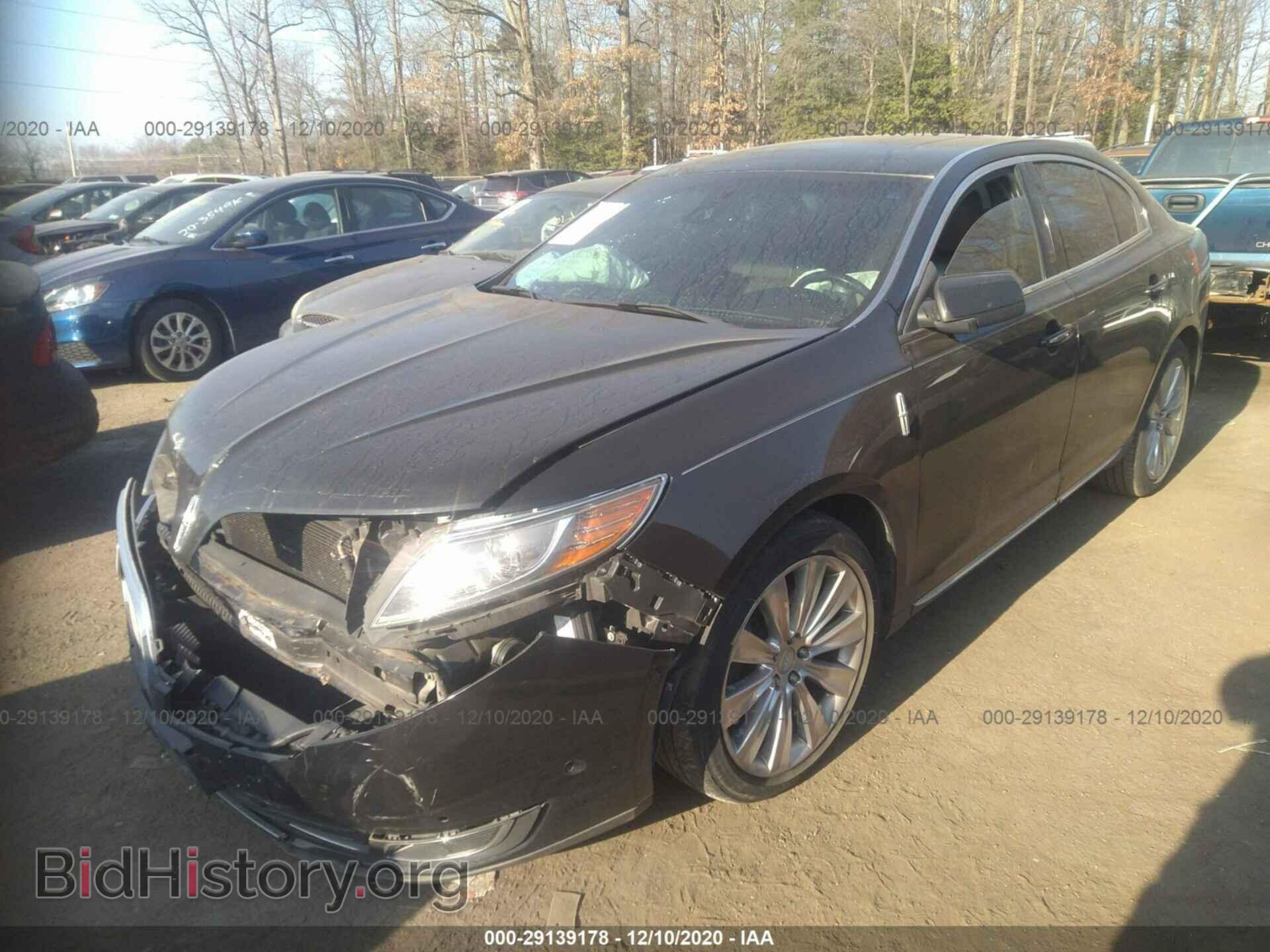 2013 LINCOLN MKS - VIN: 1LNHL9FT3DG614114 - Фото 2
