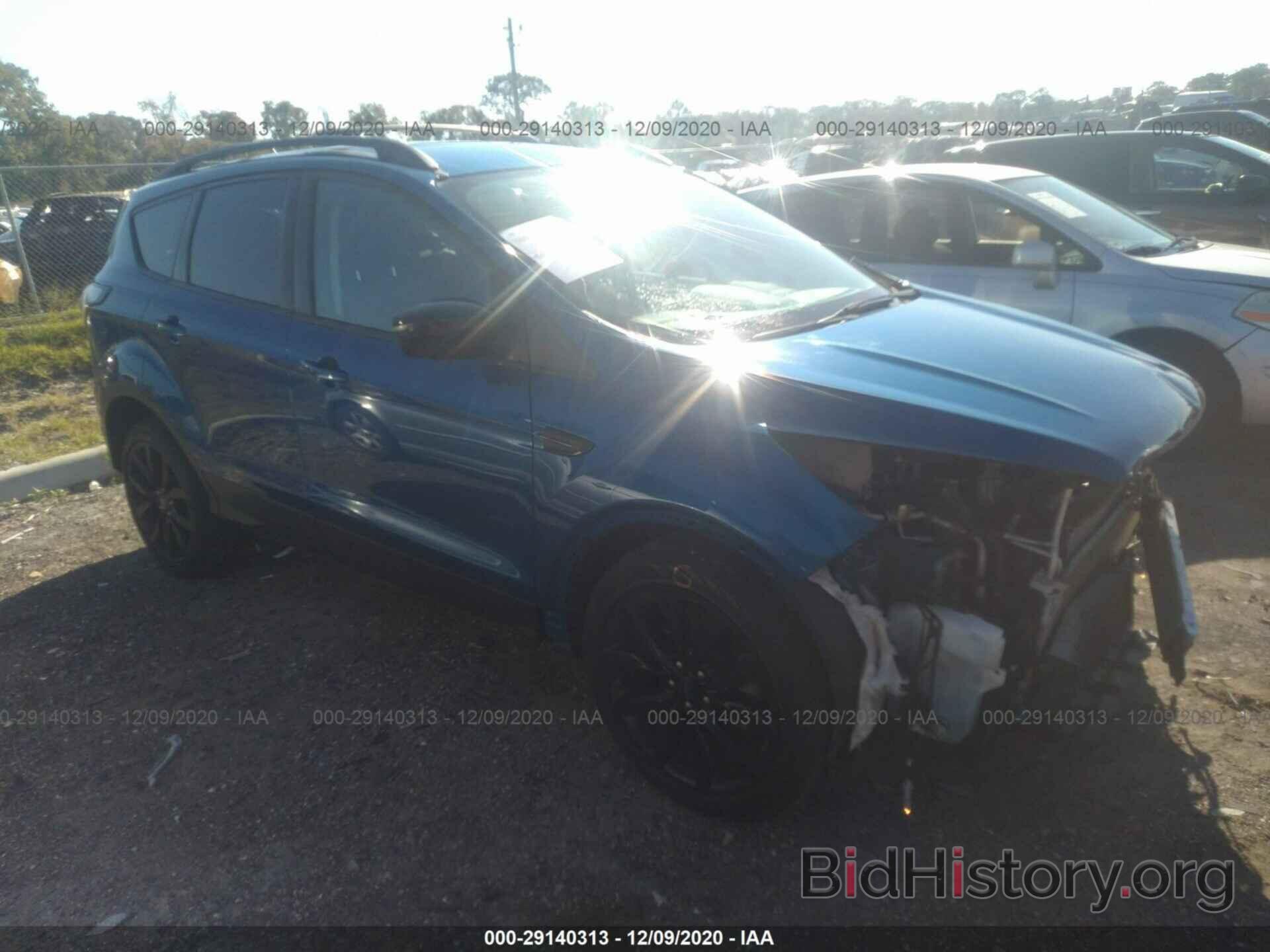 Photo 1FMCU0GD8HUF02457 - FORD ESCAPE 2017