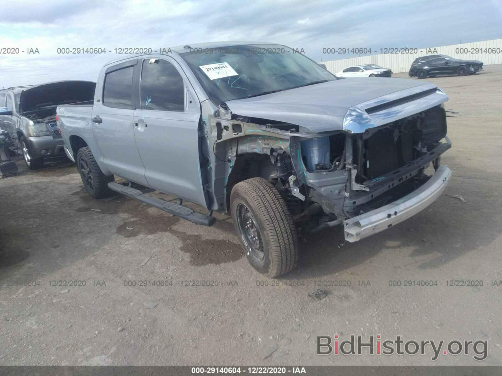 Photo 5TFEM5F17KX136658 - TOYOTA TUNDRA 2WD 2019