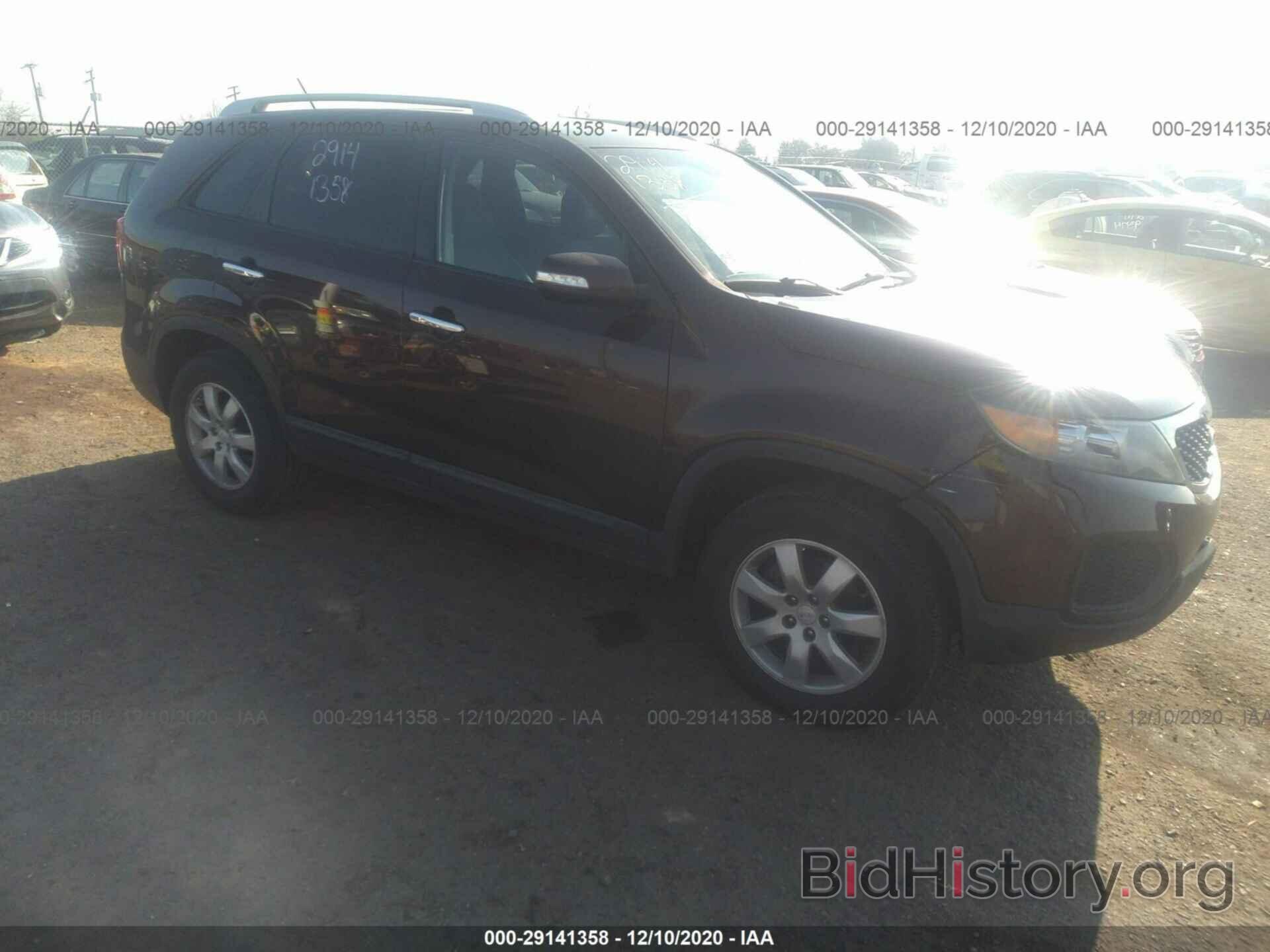 Photo 5XYKT4A28BG160115 - KIA SORENTO 2011