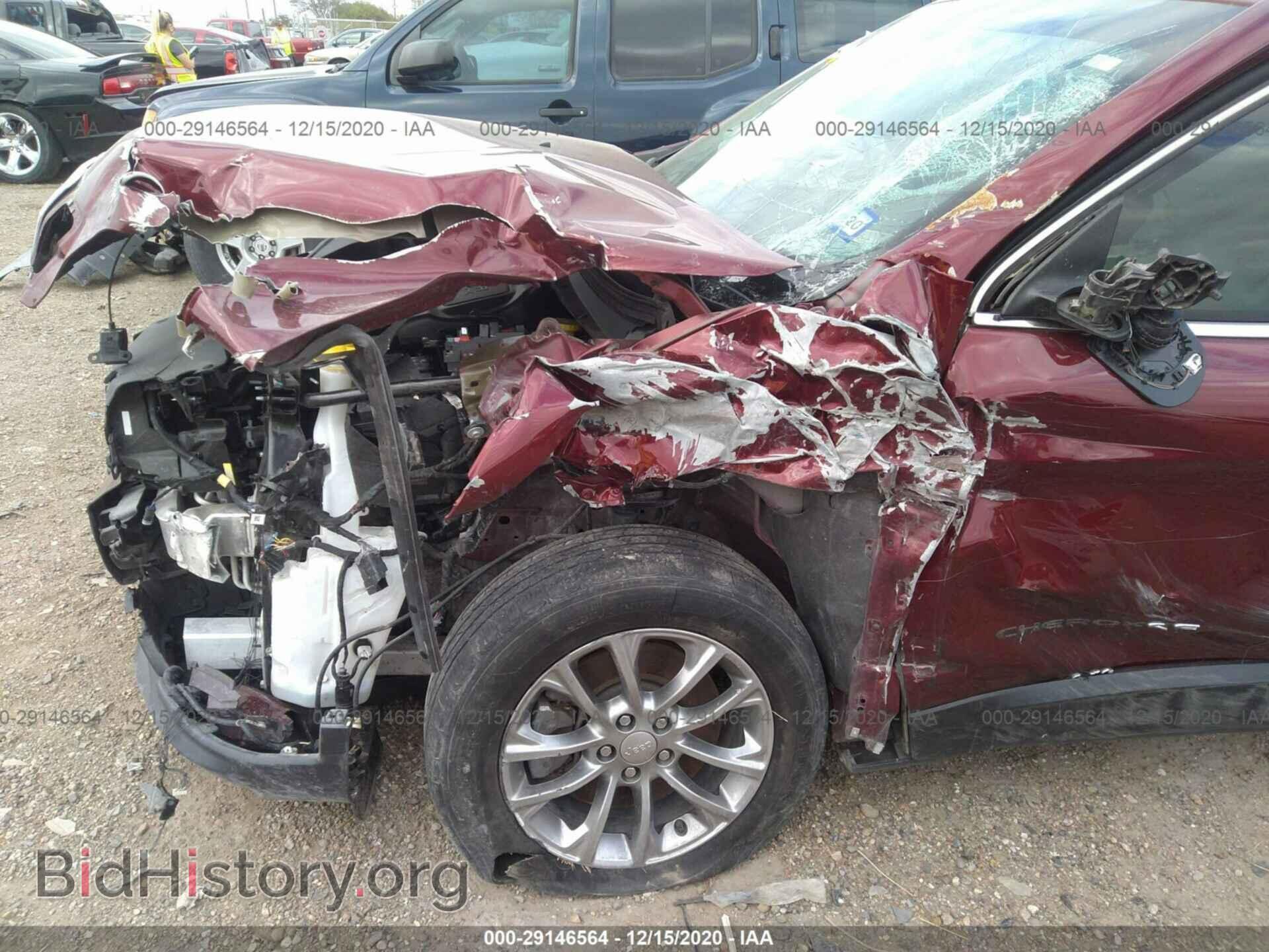 2019 JEEP CHEROKEE - VIN: 1C4PJLLB3KD302906 - Фото 6