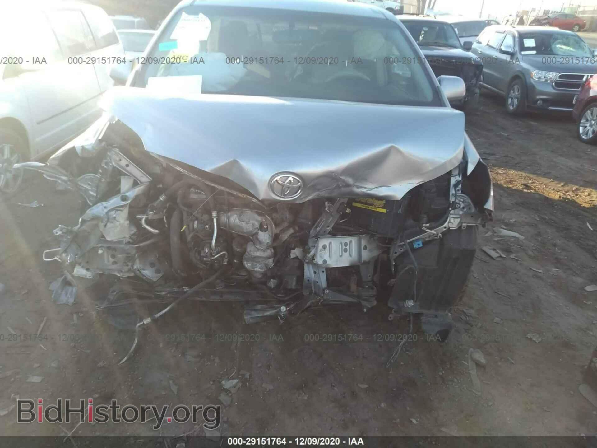 2011 TOYOTA SIENNA - VIN: 5TDKK3DC6BS066965 - Фото 6