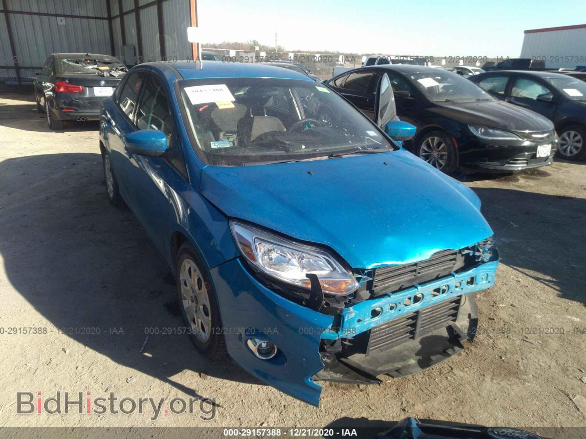 Photo 1FAHP3F27CL113381 - FORD FOCUS 2012