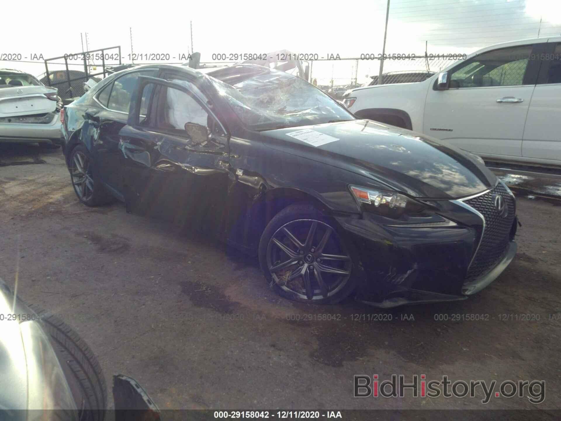 Photo JTHCM1D21G5005562 - LEXUS IS 300 2016