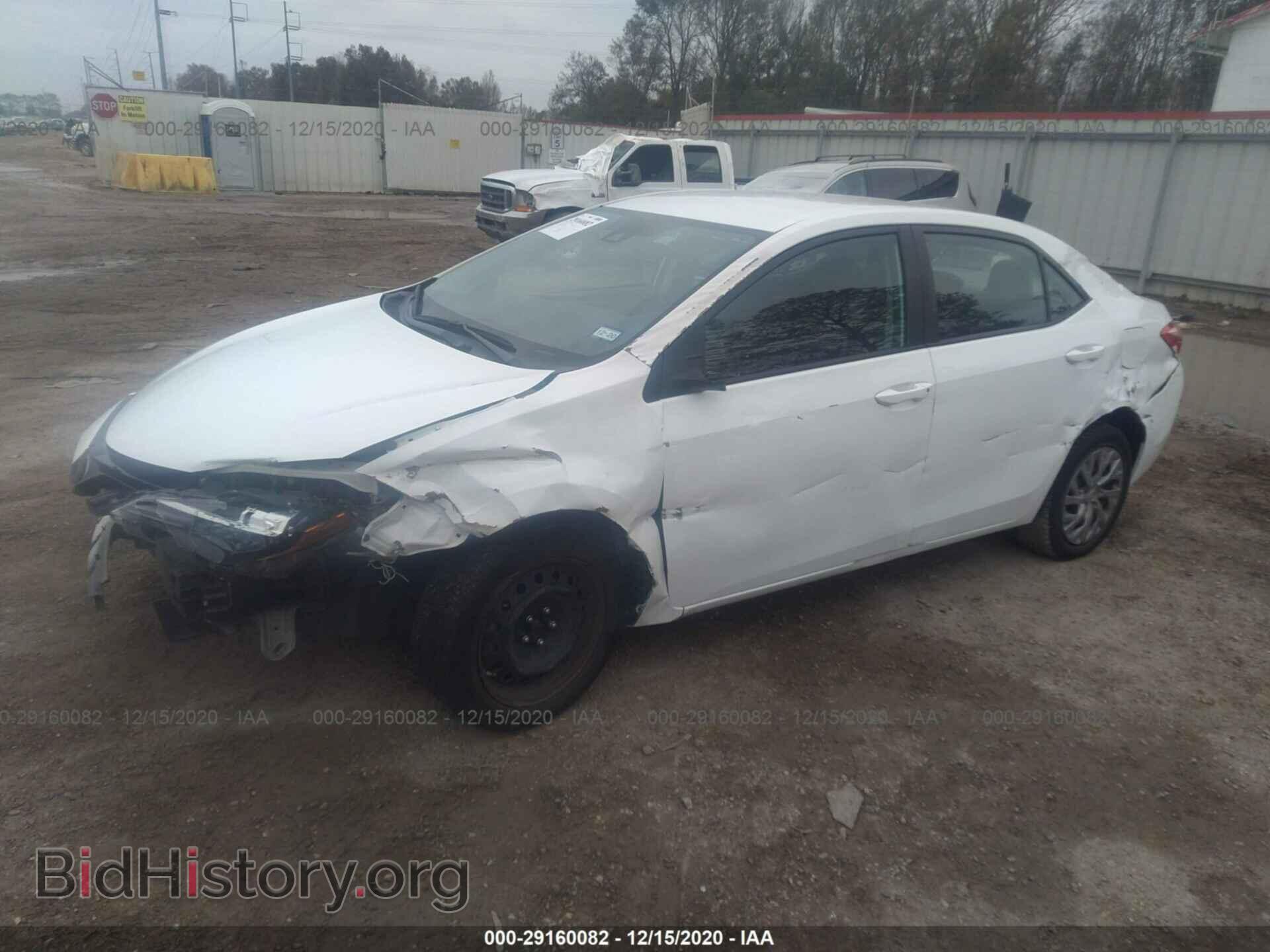 2017 TOYOTA COROLLA - VIN: 5YFBURHE3HP614608 - Фото 2