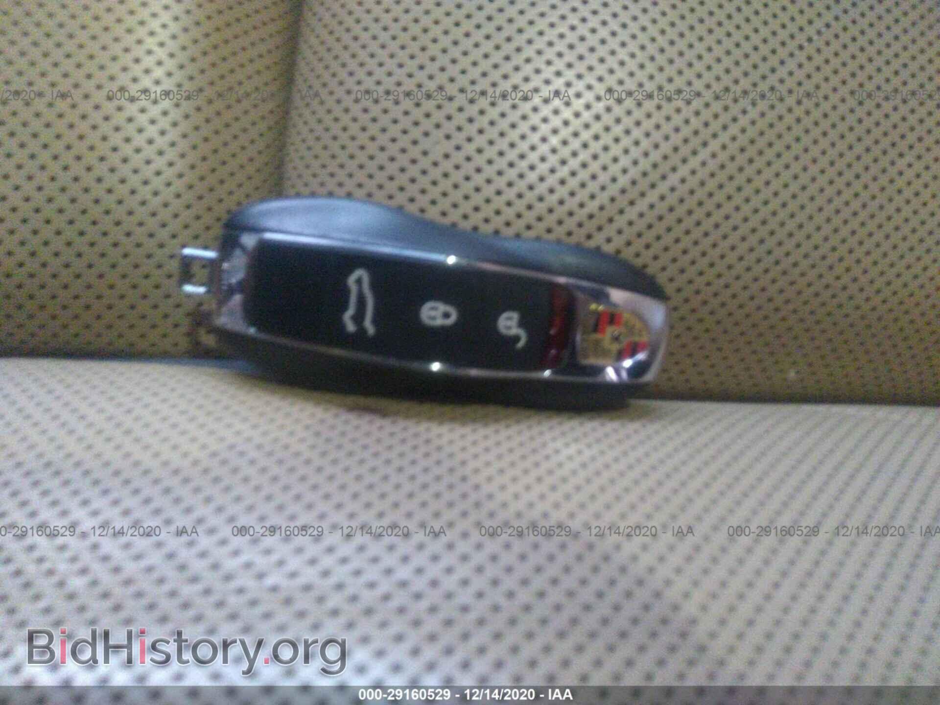 2016 PORSCHE CAYENNE - VIN: WP1AA2A27GLA02560 - Фото 11