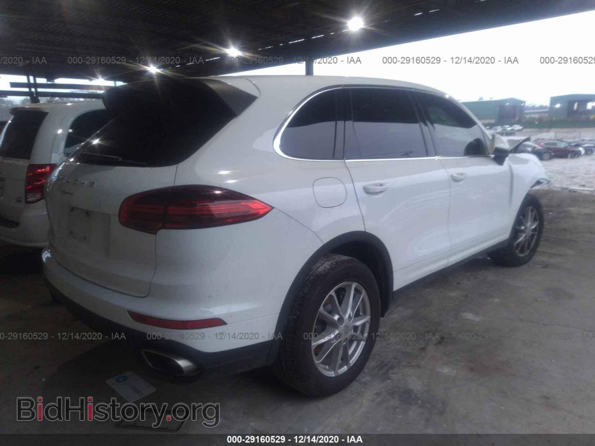 2016 PORSCHE CAYENNE - VIN: WP1AA2A27GLA02560 - Фото 4