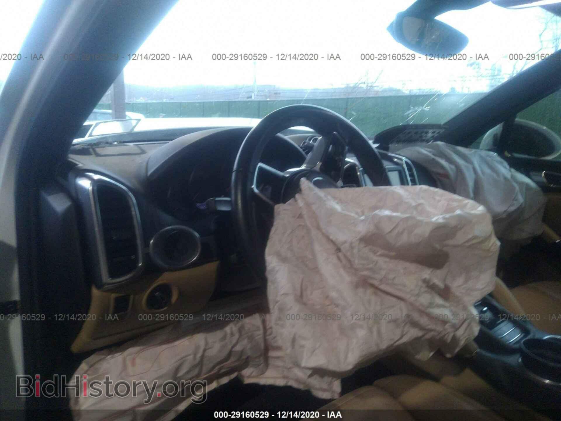 2016 PORSCHE CAYENNE - VIN: WP1AA2A27GLA02560 - Фото 5