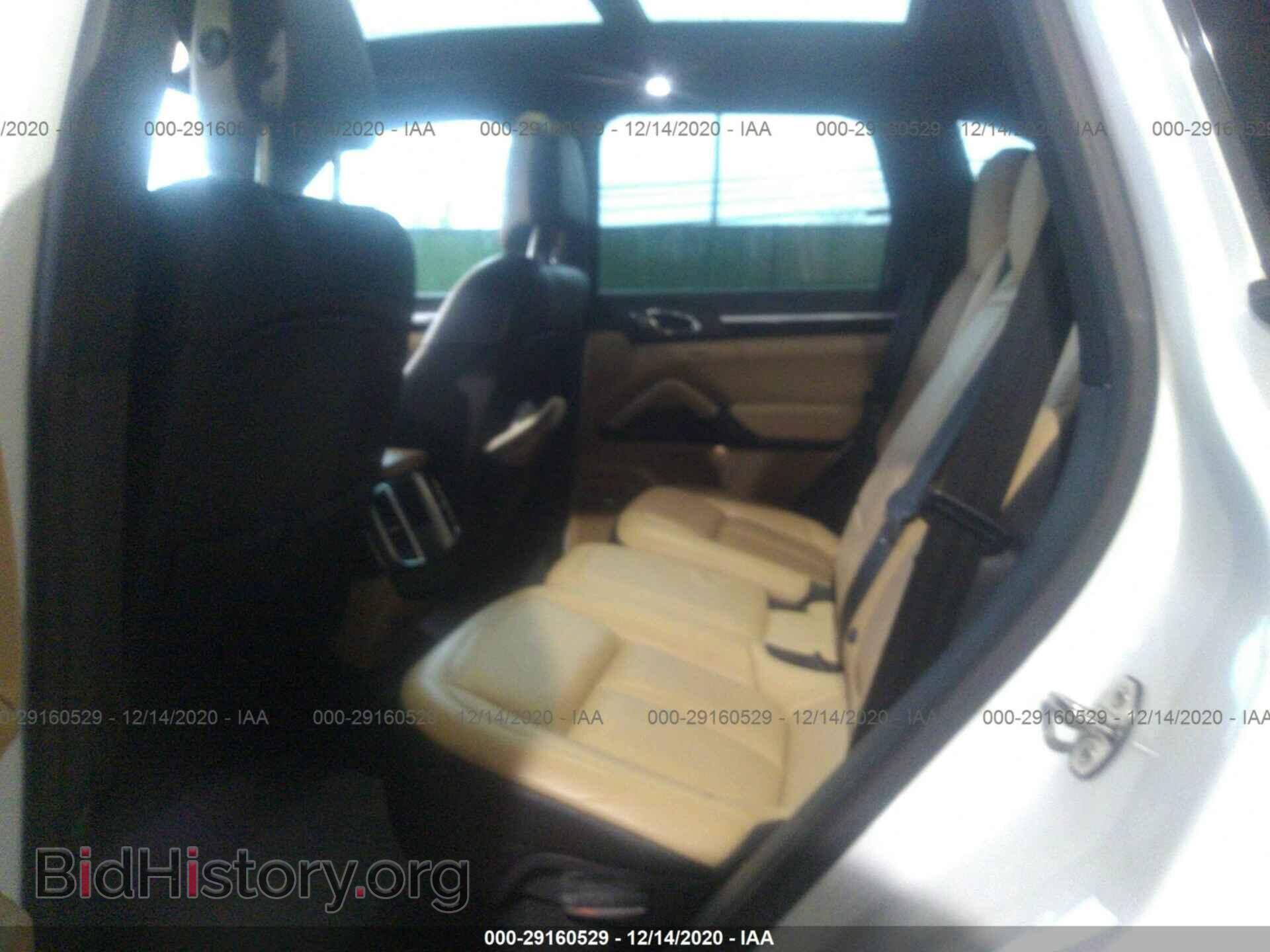 2016 PORSCHE CAYENNE - VIN: WP1AA2A27GLA02560 - Фото 8