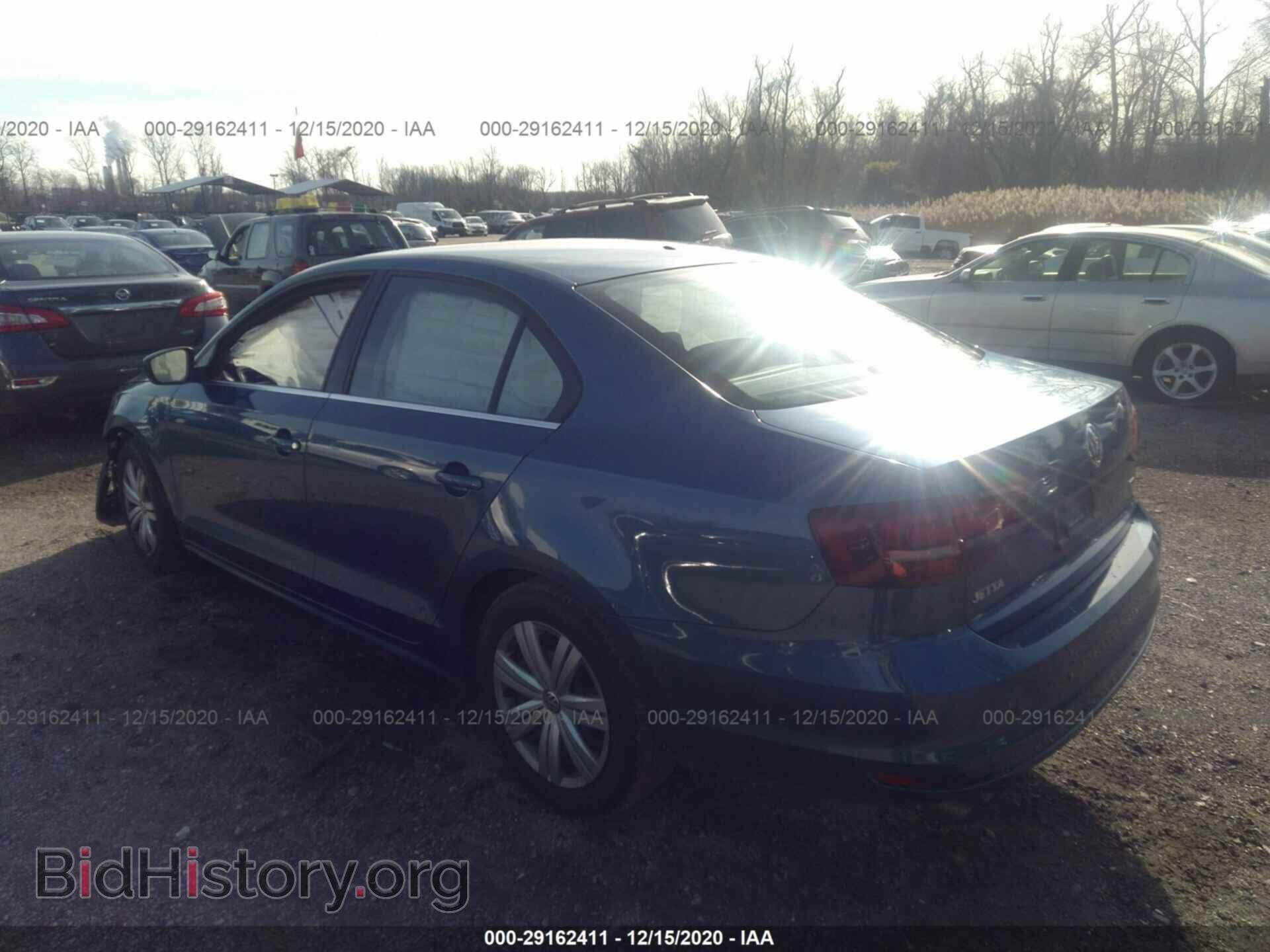2017 VOLKSWAGEN JETTA - VIN: 3VW2B7AJ5HM268048 - Фото 3