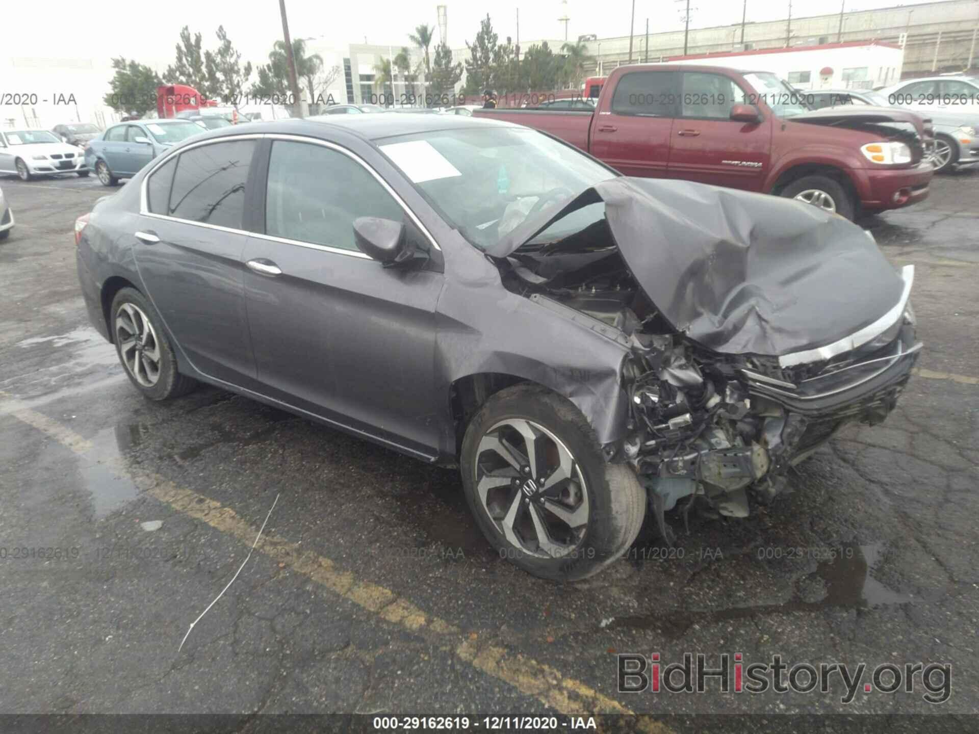 Photo 1HGCR2F30GA024319 - HONDA ACCORD SEDAN 2016