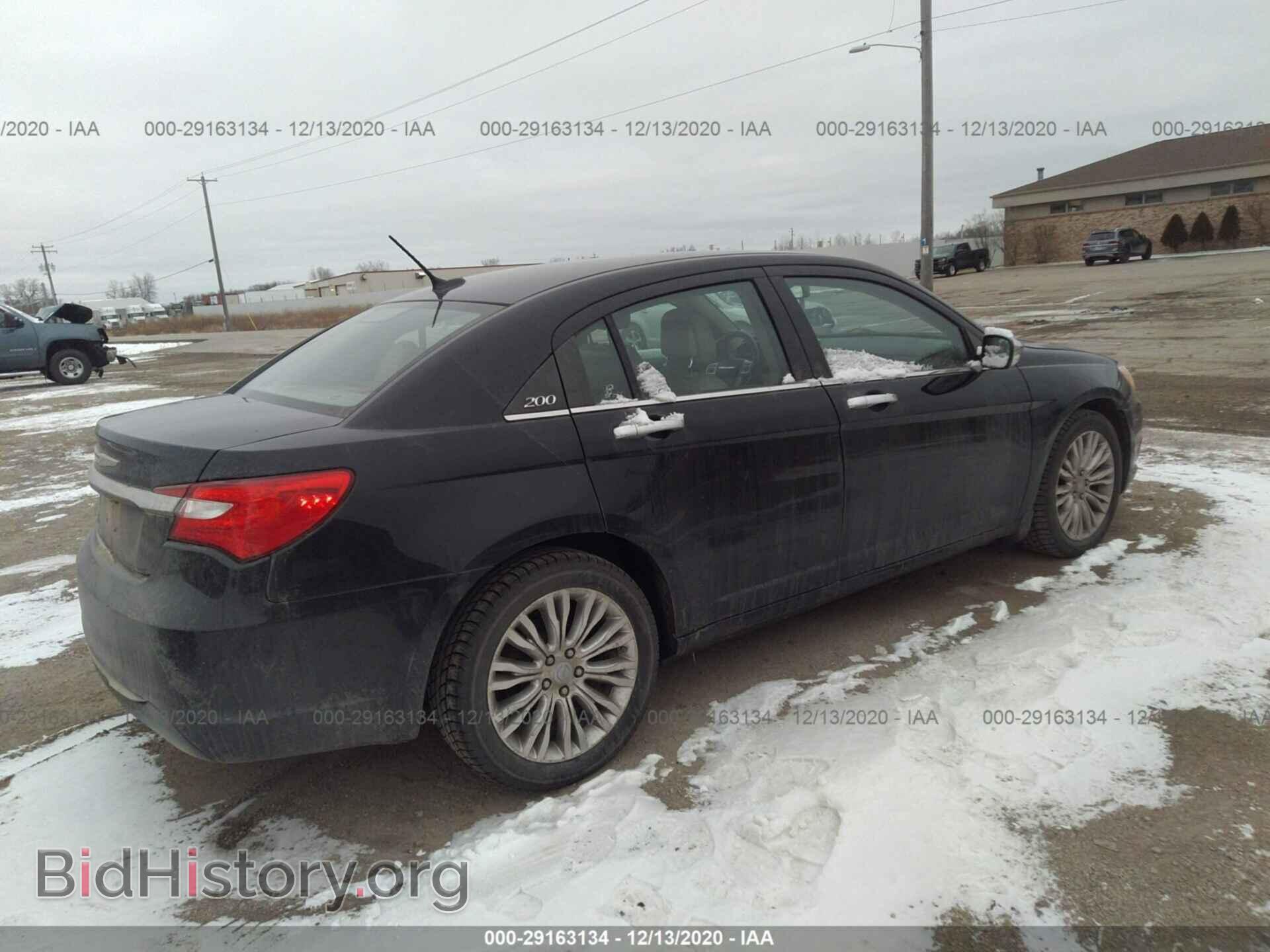 2012 CHRYSLER 200 - VIN: 1C3CCBCG7CN268337 - Фото 4