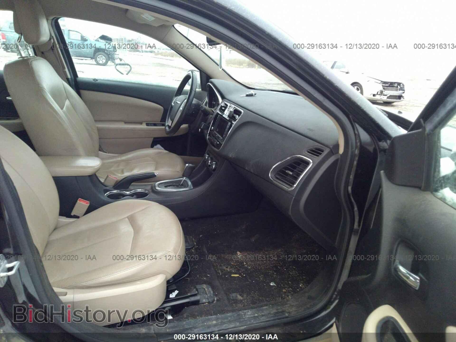 2012 CHRYSLER 200 - VIN: 1C3CCBCG7CN268337 - Фото 5