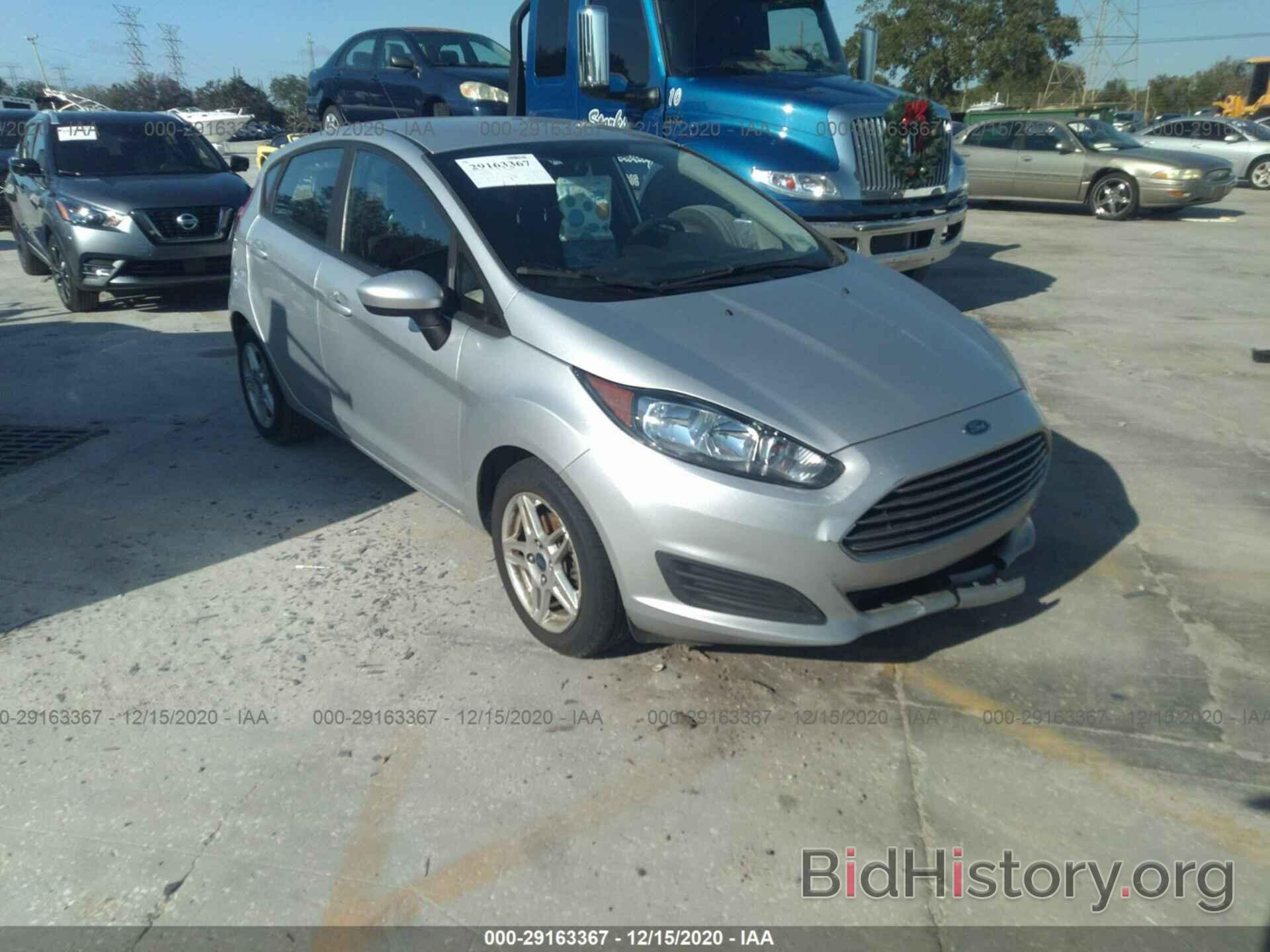 Photo 3FADP4EJ6HM119093 - FORD FIESTA 2017