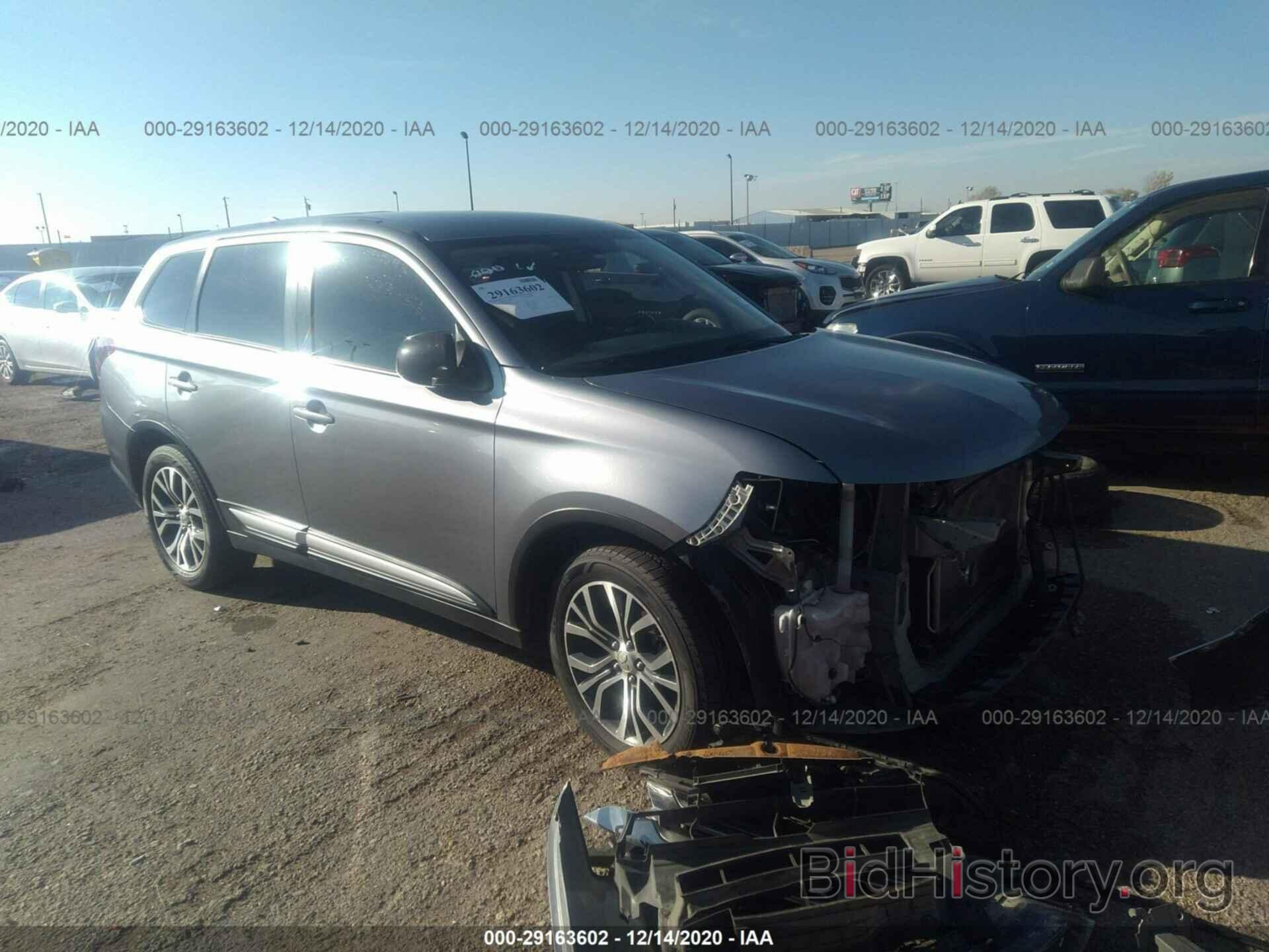 Photo JA4AD2A37HZ040056 - MITSUBISHI OUTLANDER 2017