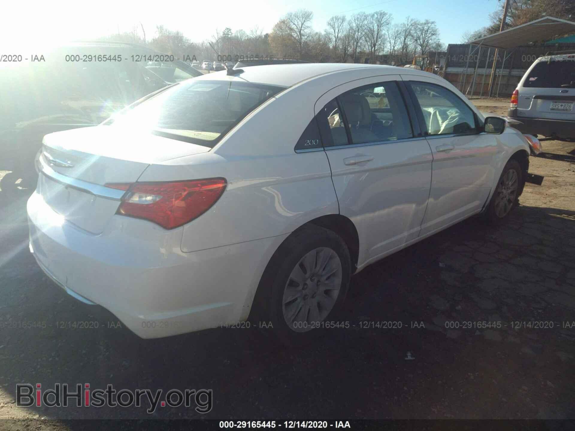 2012 CHRYSLER 200 - VIN: 1C3CCBAB5CN152304 - Фото 4
