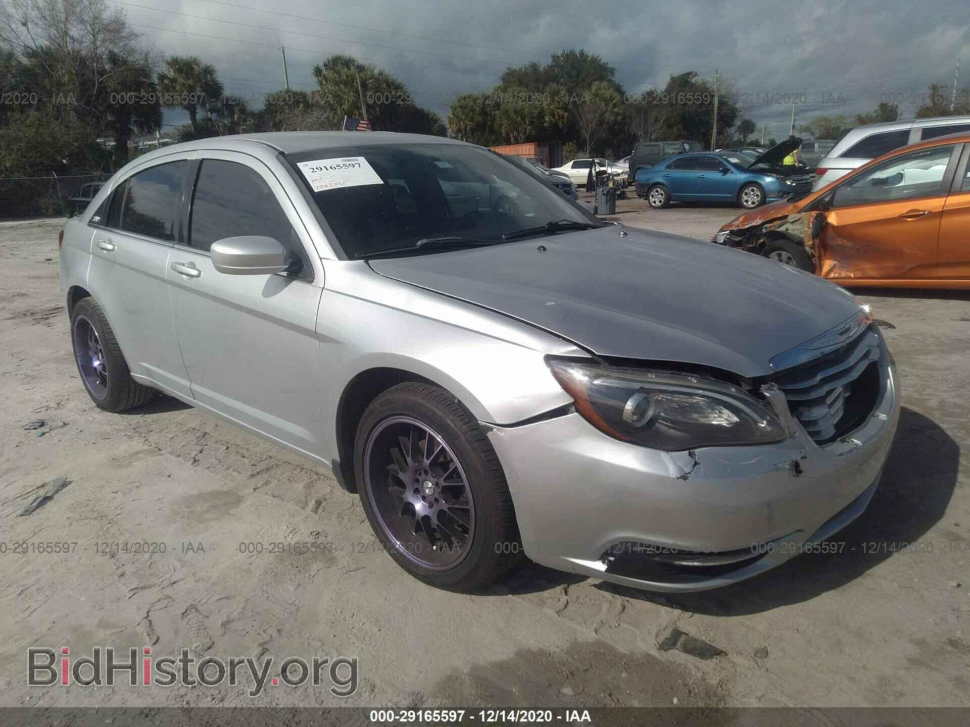 Photo 1C3BC4FBXBN522113 - CHRYSLER 200 2011