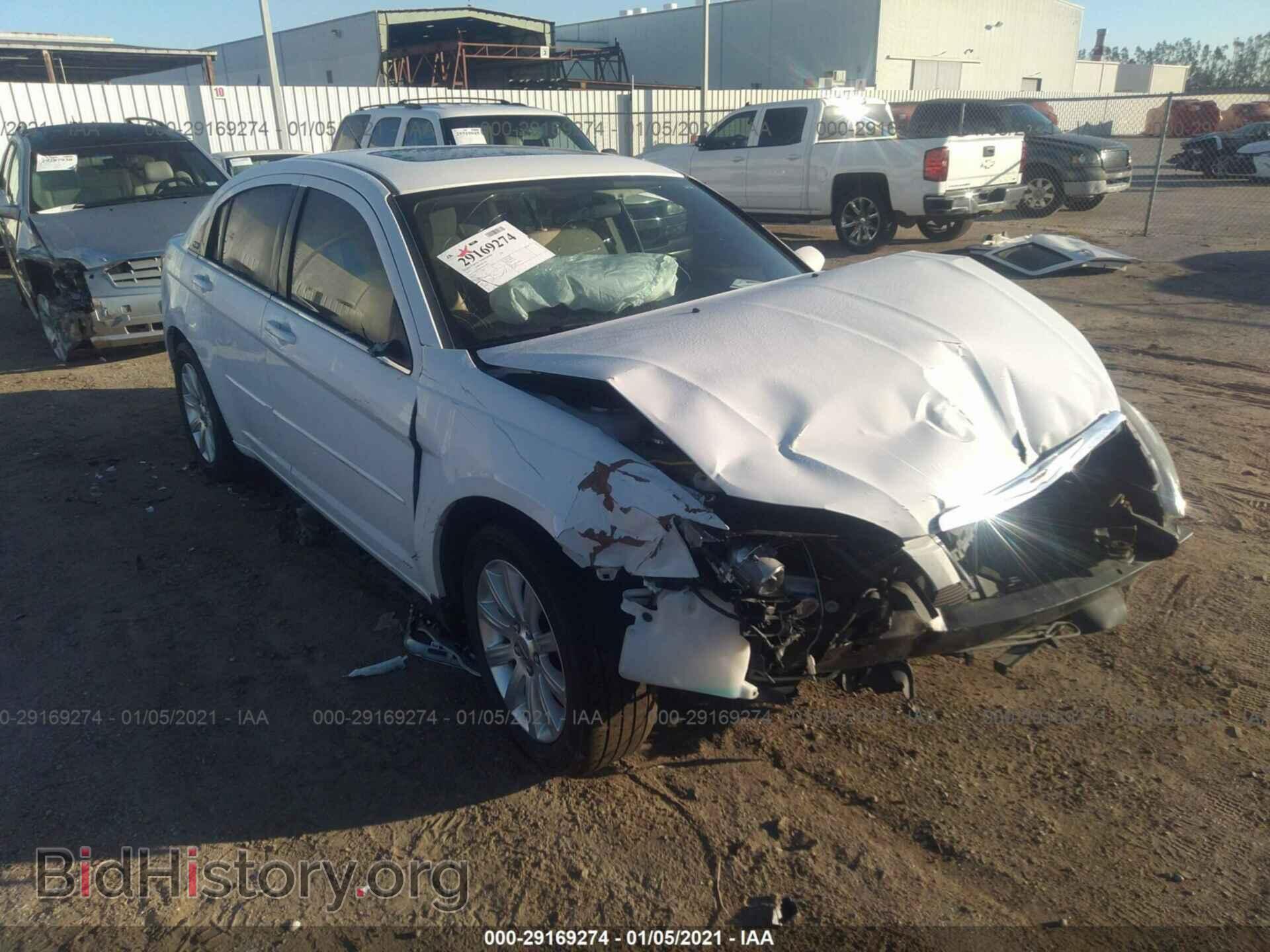 Фотография 1C3CCBBG7DN678722 - CHRYSLER 200 2013