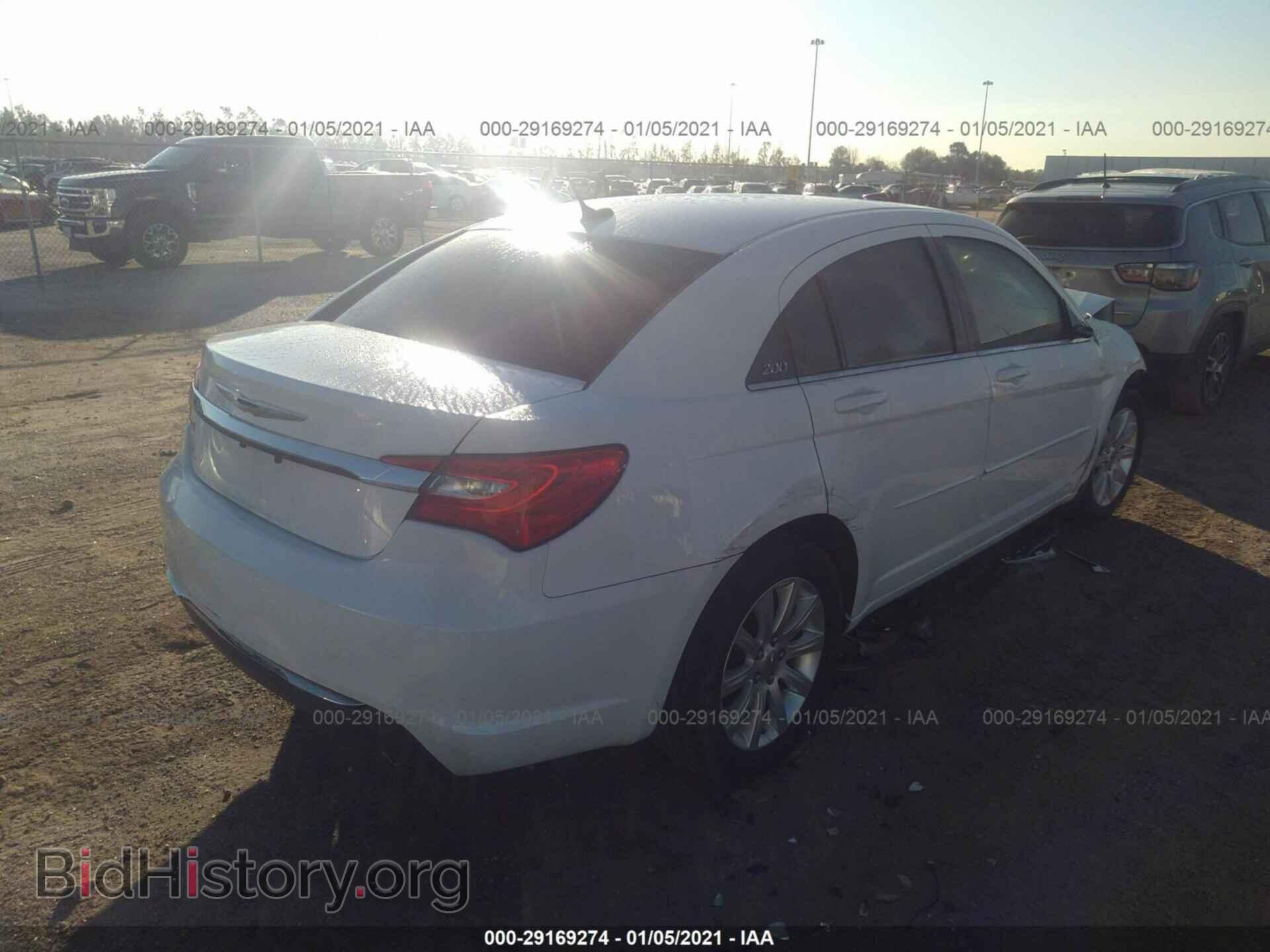 2013 CHRYSLER 200 - VIN: 1C3CCBBG7DN678722 - Фото 4