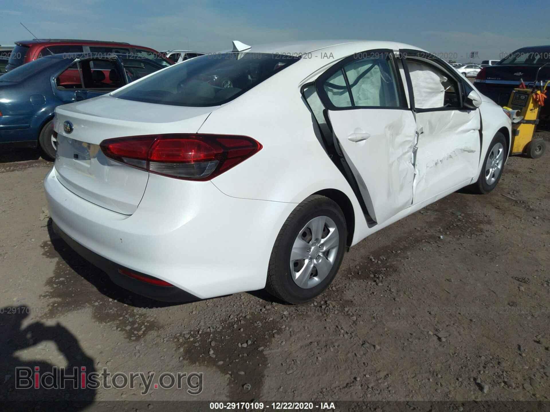2017 KIA FORTE - VIN: 3KPFL4A76HE116455 - Фото 4