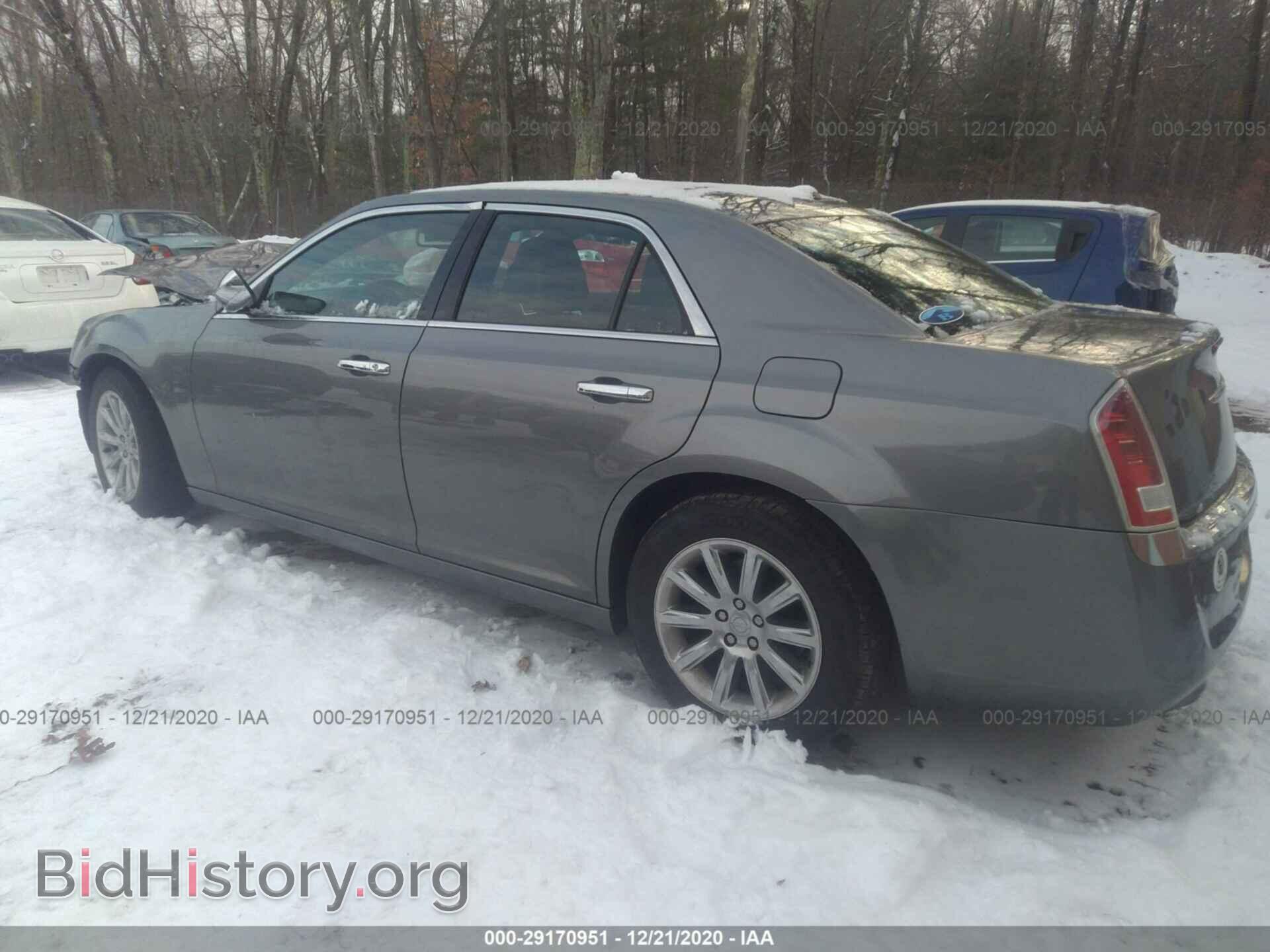 2012 CHRYSLER 300 - VIN: 2C3CCACG7CH182061 - Фото 3
