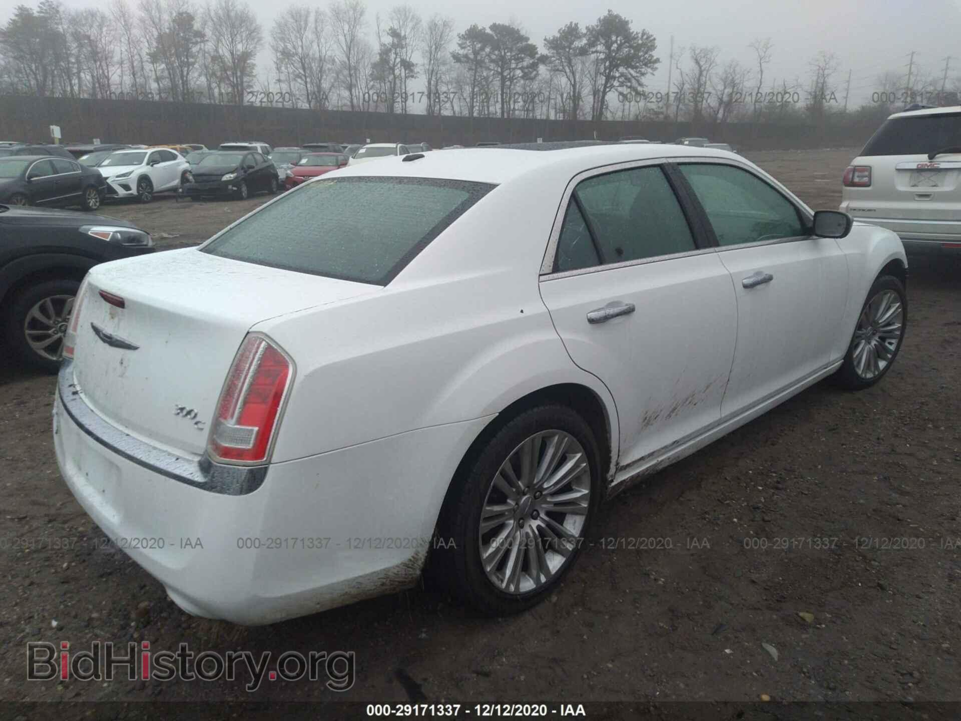 2011 CHRYSLER 300 - VIN: 2C3CA6CT9BH598420 - Фото 4