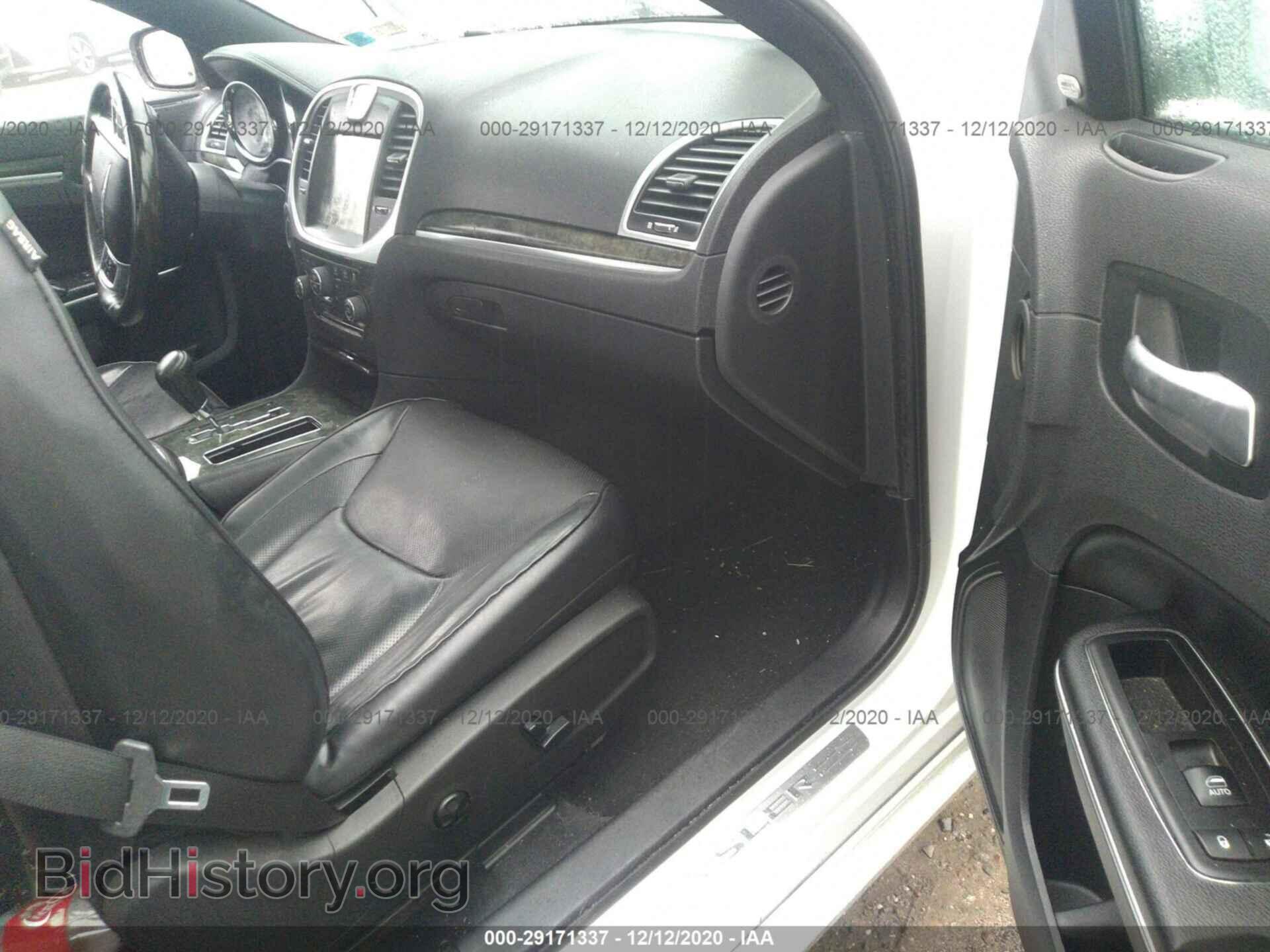 2011 CHRYSLER 300 - VIN: 2C3CA6CT9BH598420 - Фото 5