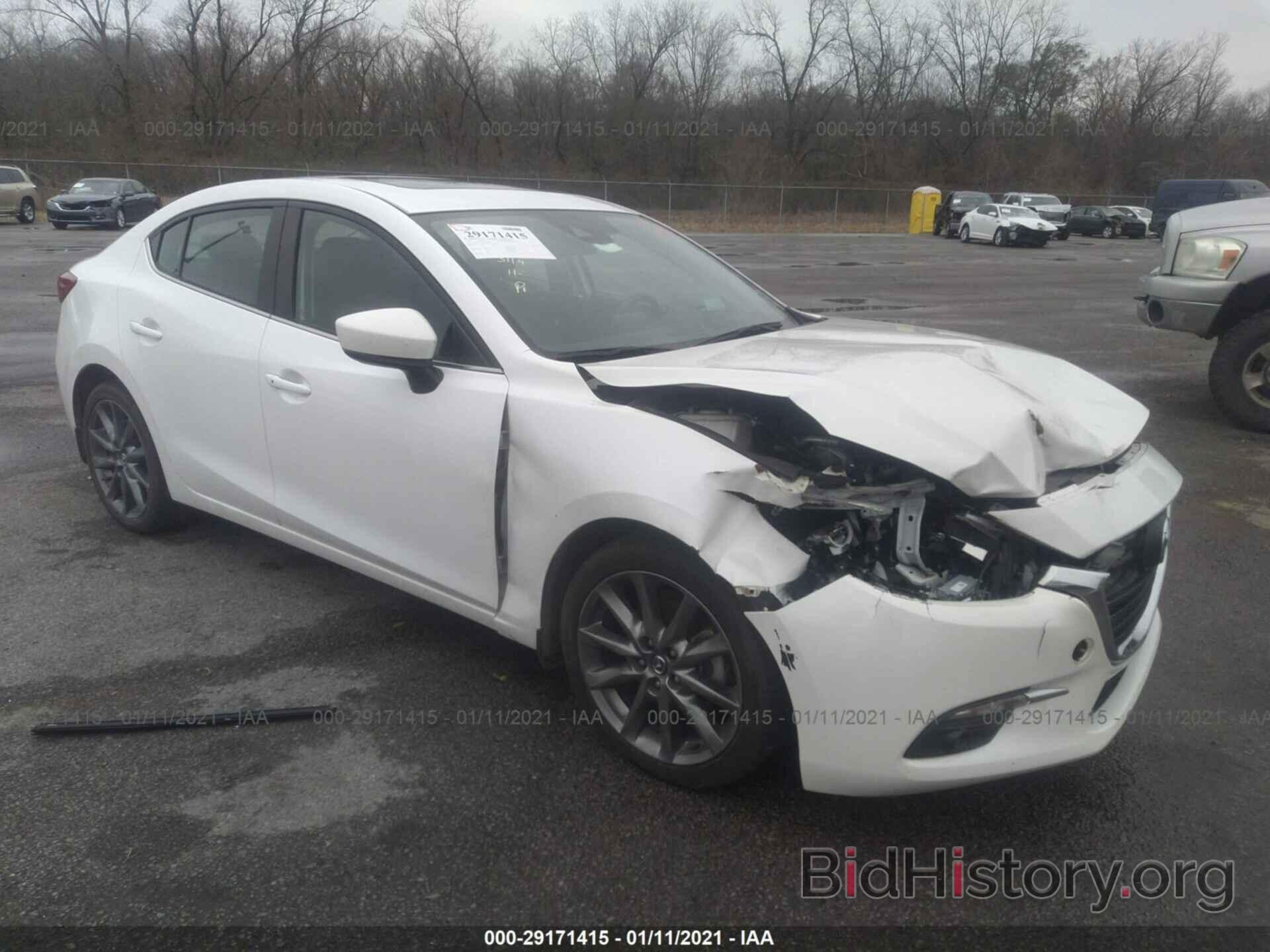 Photo 3MZBN1W32JM194933 - MAZDA MAZDA3 4-DOOR 2018