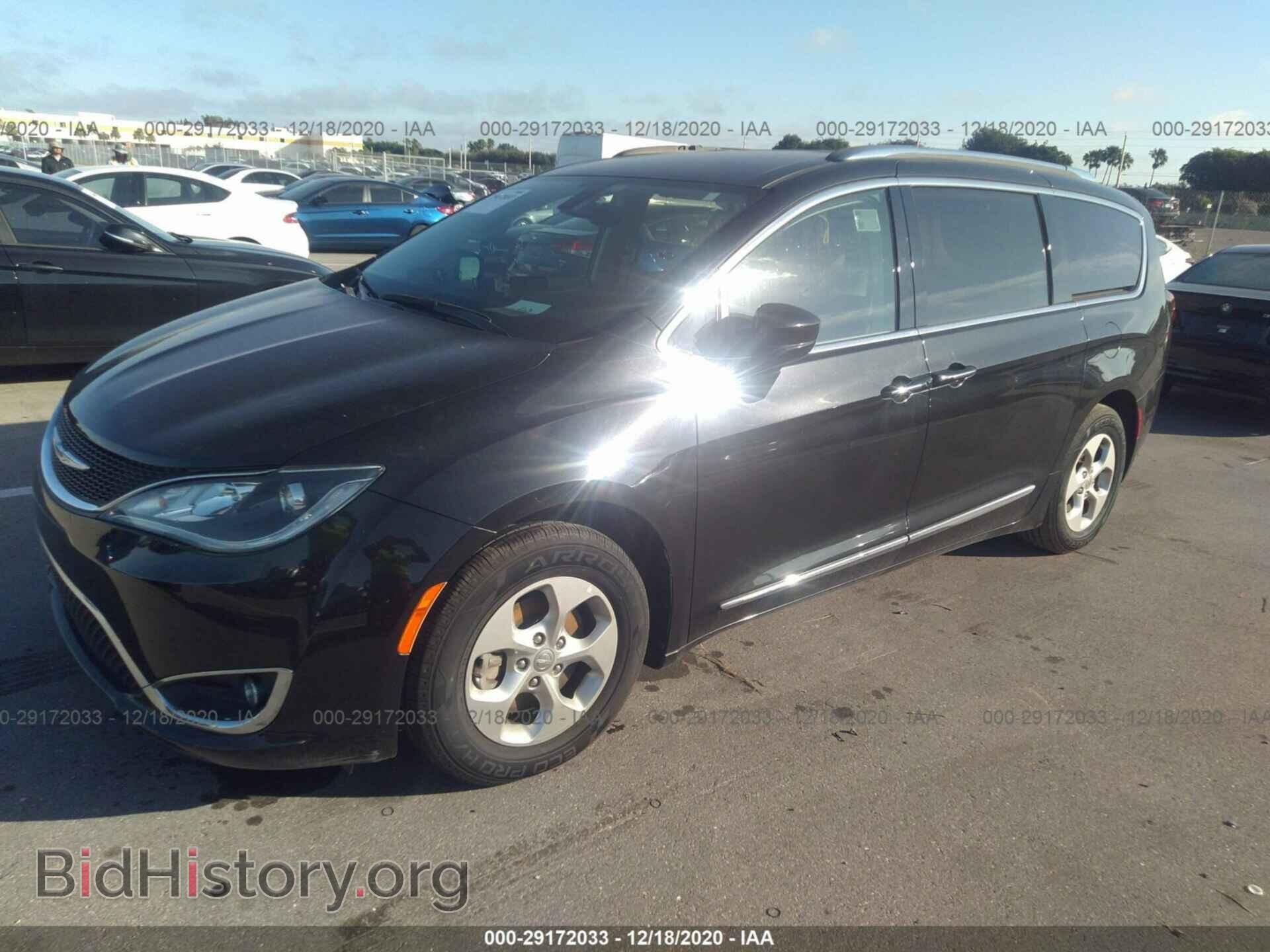 2017 CHRYSLER PACIFICA - VIN: 2C4RC1EGXHR836913 - Фото 2