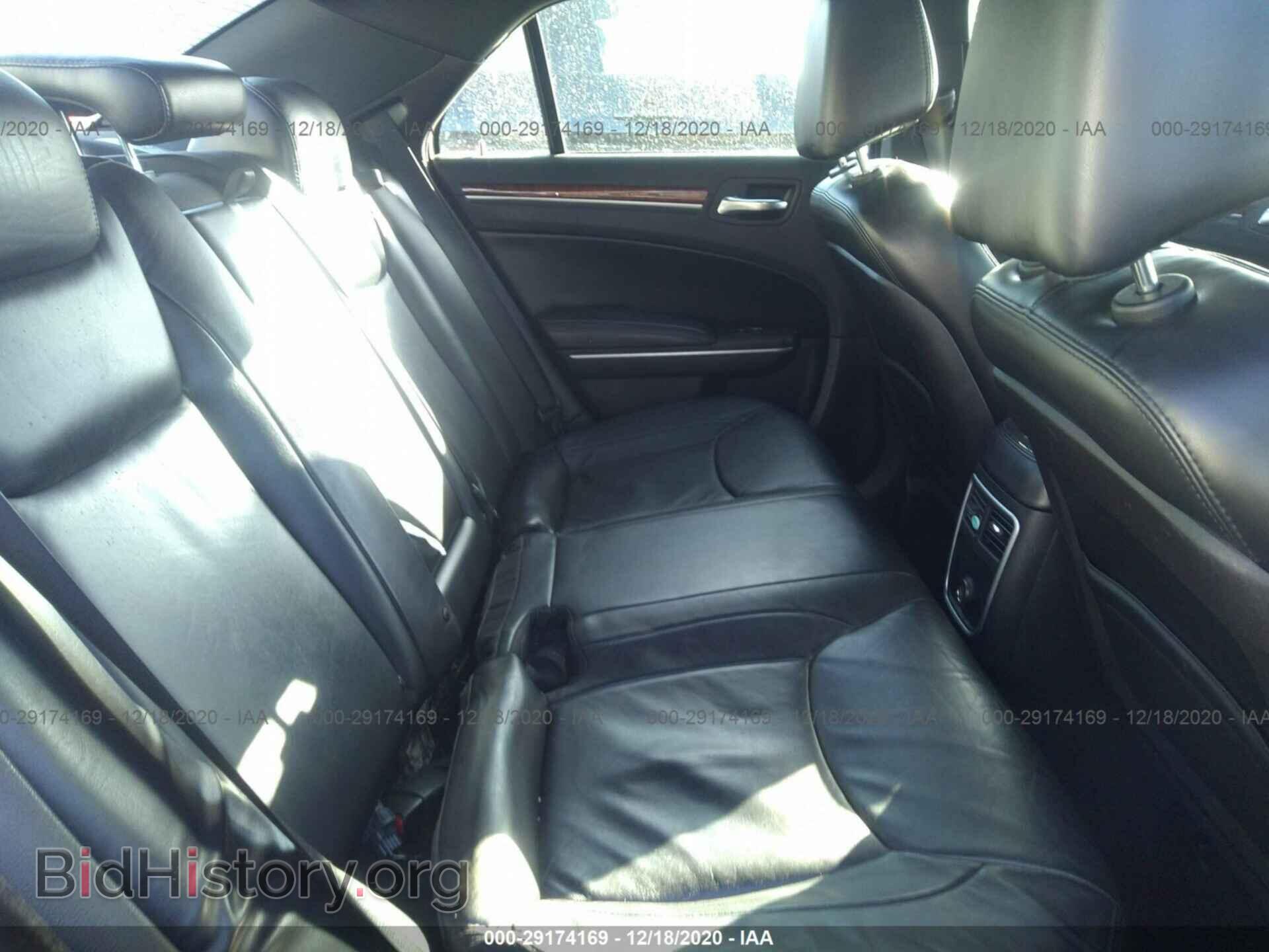 2013 CHRYSLER 300 - VIN: 2C3CCAAG6DH513717 - Фото 8