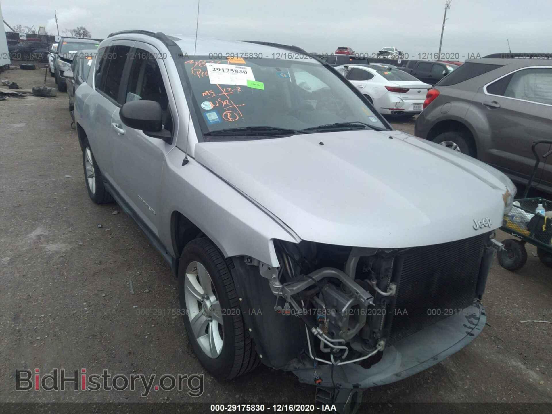 Фотография 1C4NJCBA3CD650075 - JEEP COMPASS 2012