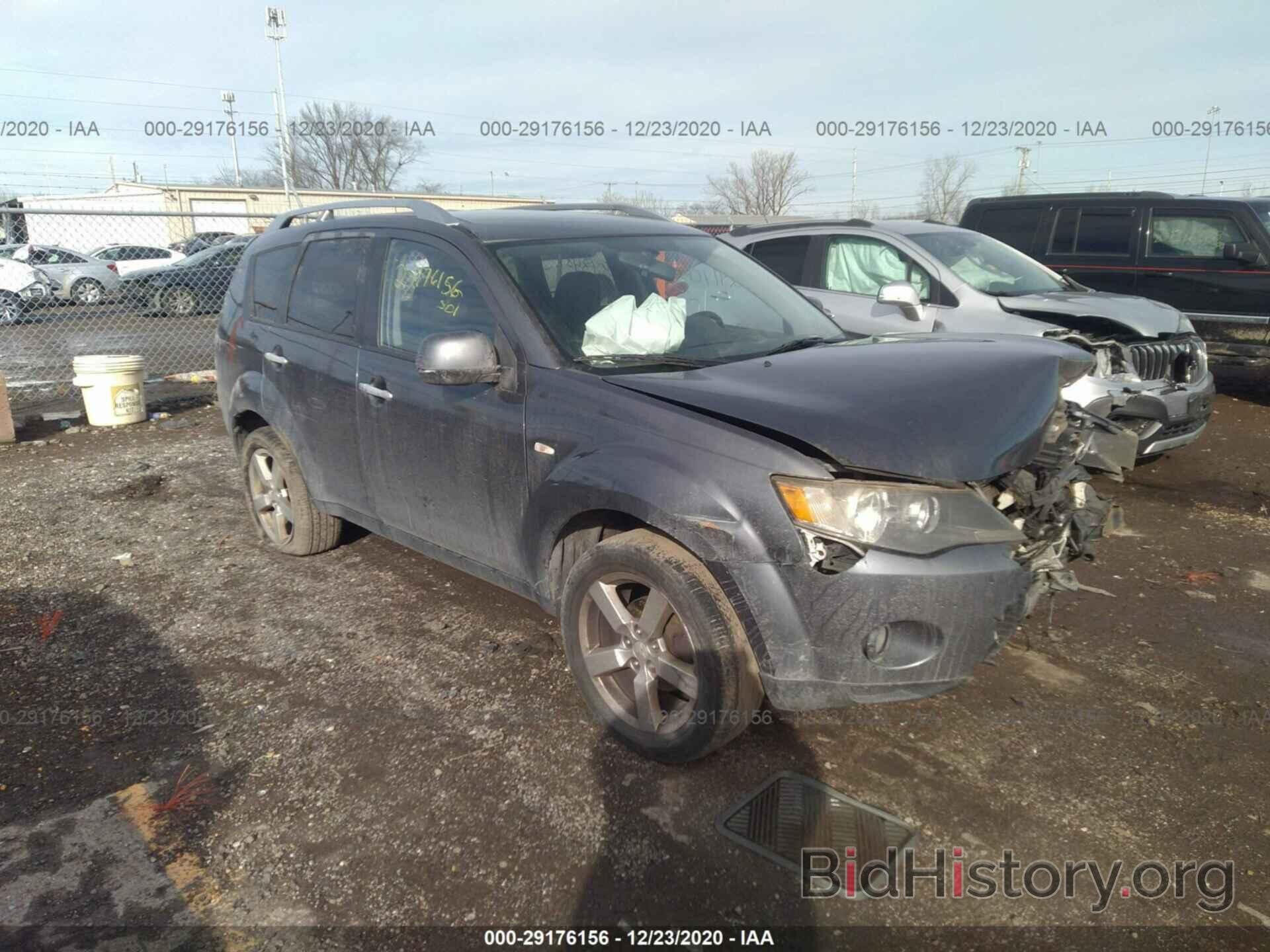 Photo JA4MS41X88Z011554 - MITSUBISHI OUTLANDER 2008