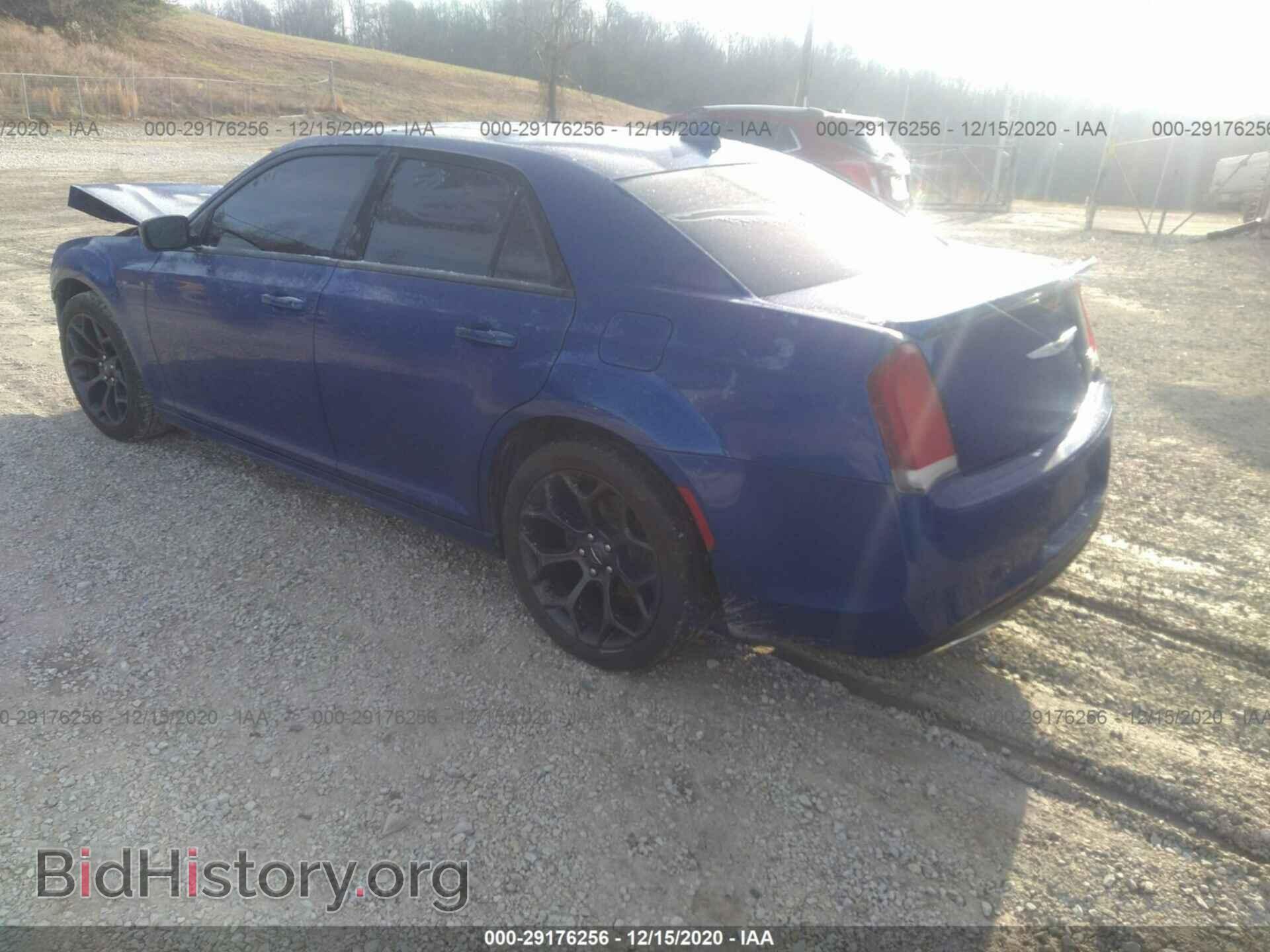 2019 CHRYSLER 300 - VIN: 2C3CCABG5KH517320 - Фото 3