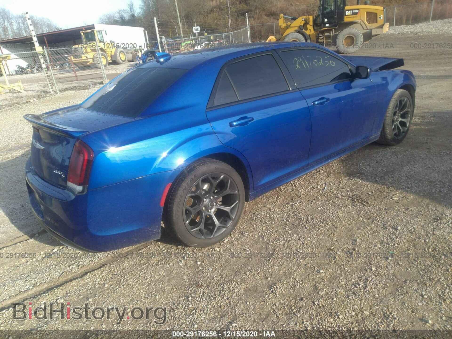 2019 CHRYSLER 300 - VIN: 2C3CCABG5KH517320 - Фото 4