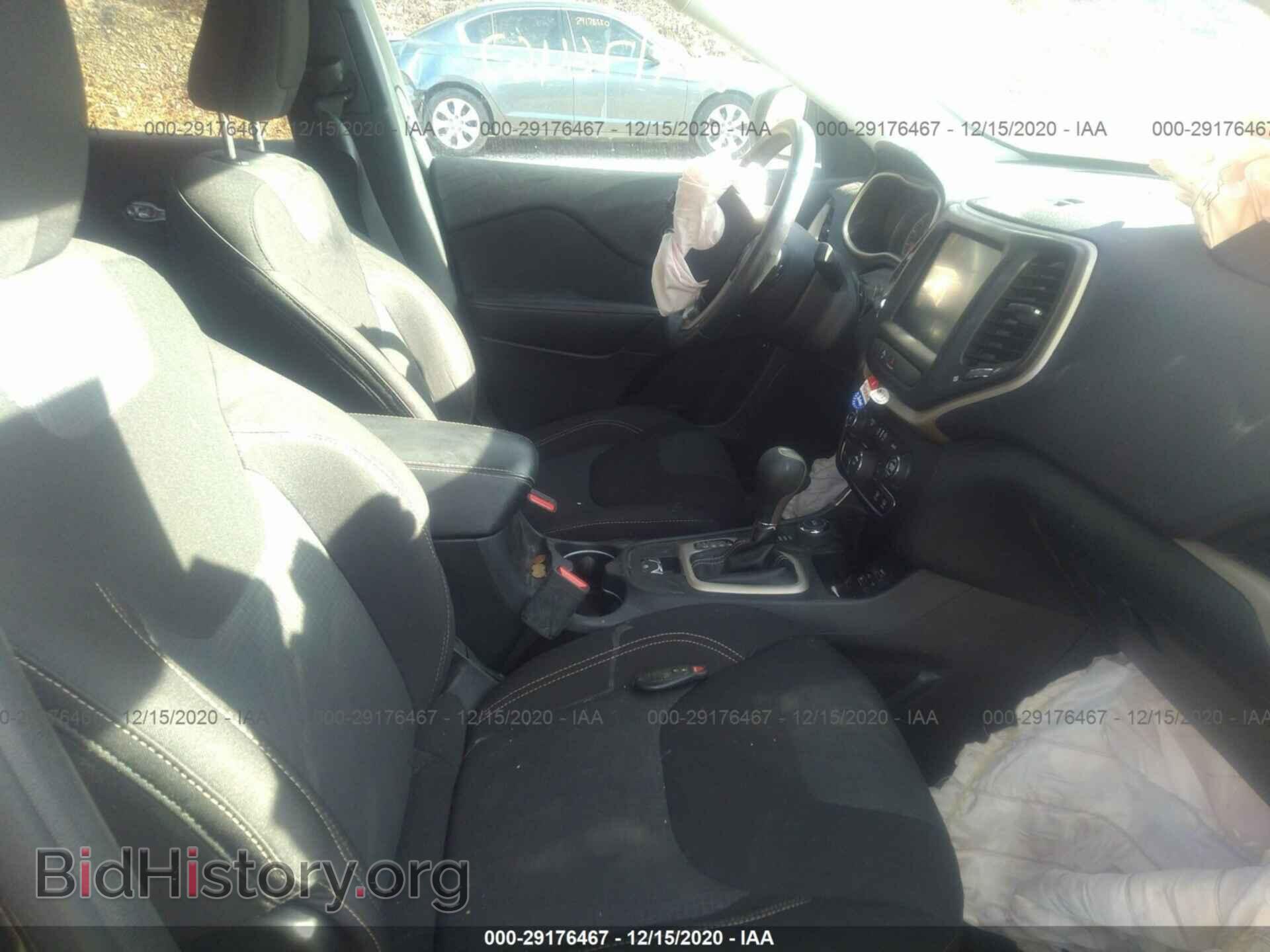2016 JEEP CHEROKEE - VIN: 1C4PJMCS1GW372115 - Photo 5