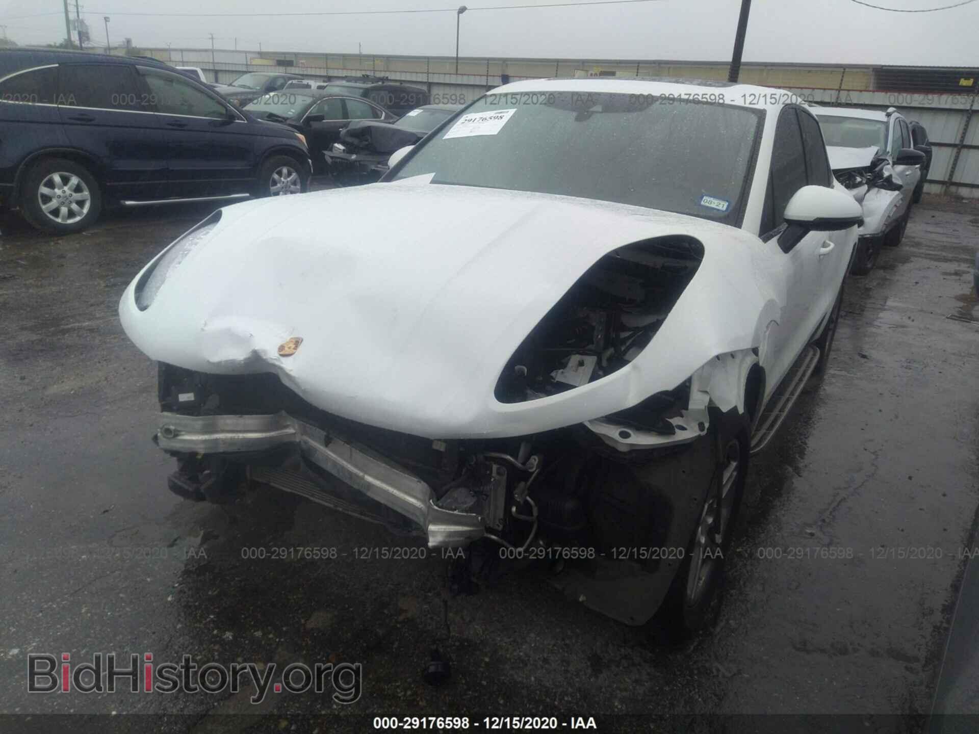 2017 PORSCHE MACAN - VIN: WP1AA2A57HLB03092 - Фото 2