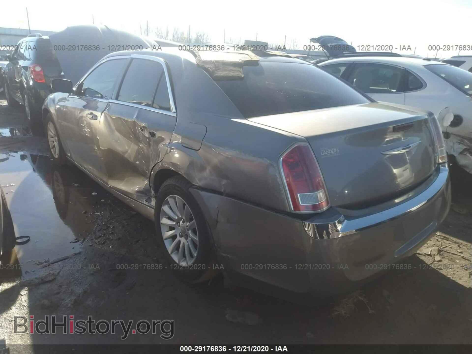 2014 CHRYSLER 300 - VIN: 2C3CCAAG7EH211628 - Фото 3