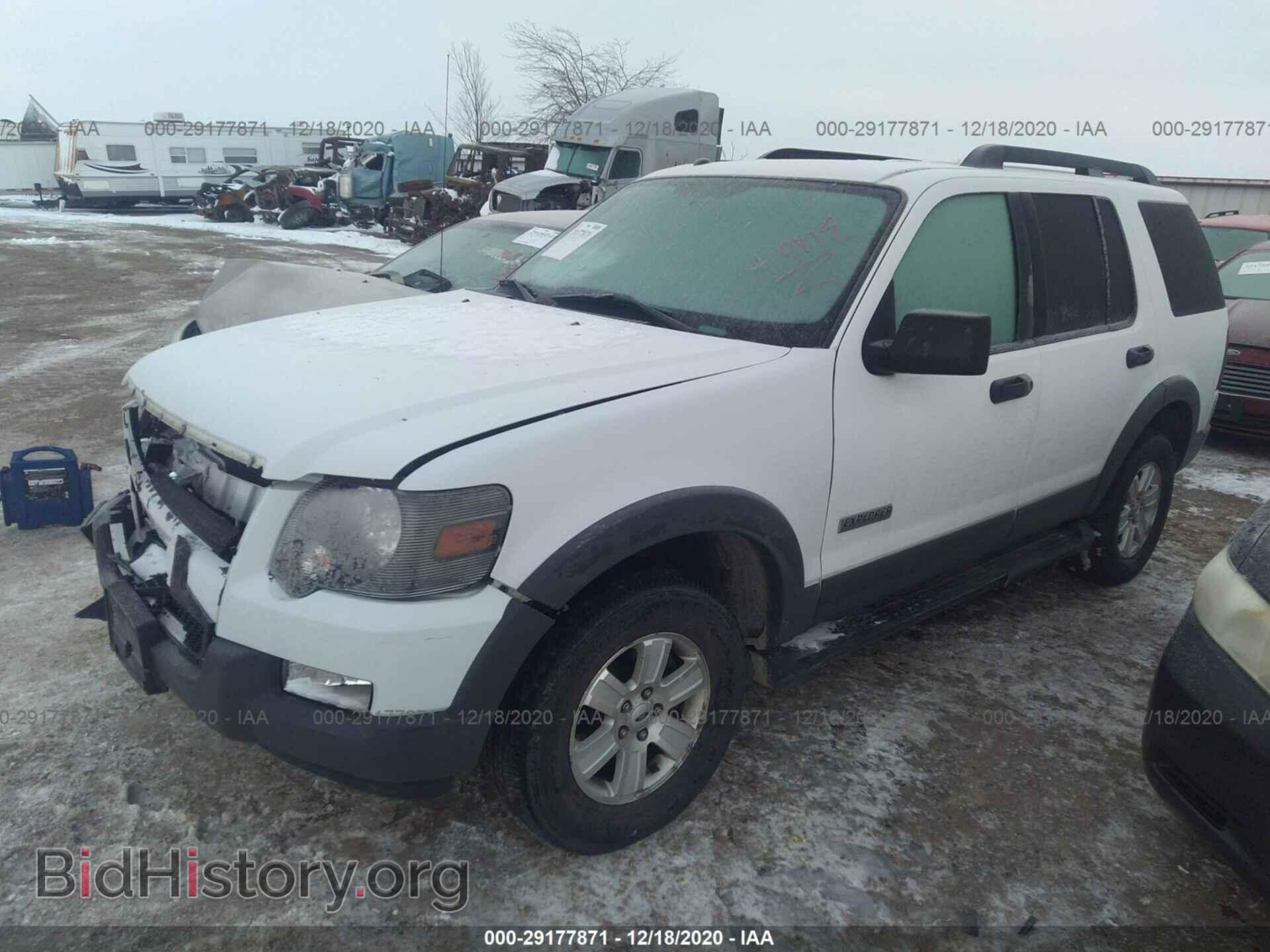 2006 FORD EXPLORER - VIN: 1FMEU73E86UB74082 - Фото 2