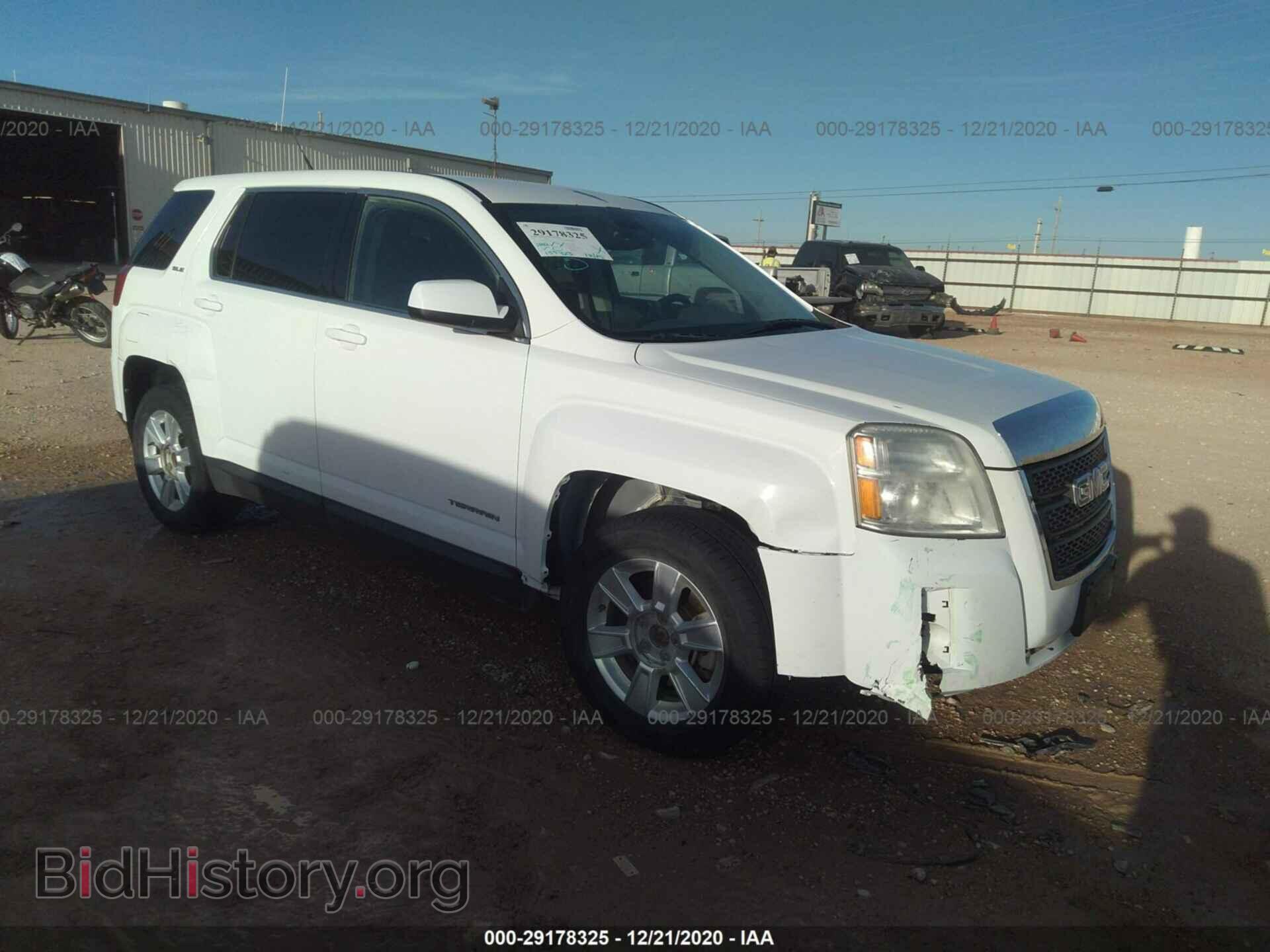 Фотография 2CTALMEC2B6396372 - GMC TERRAIN 2011