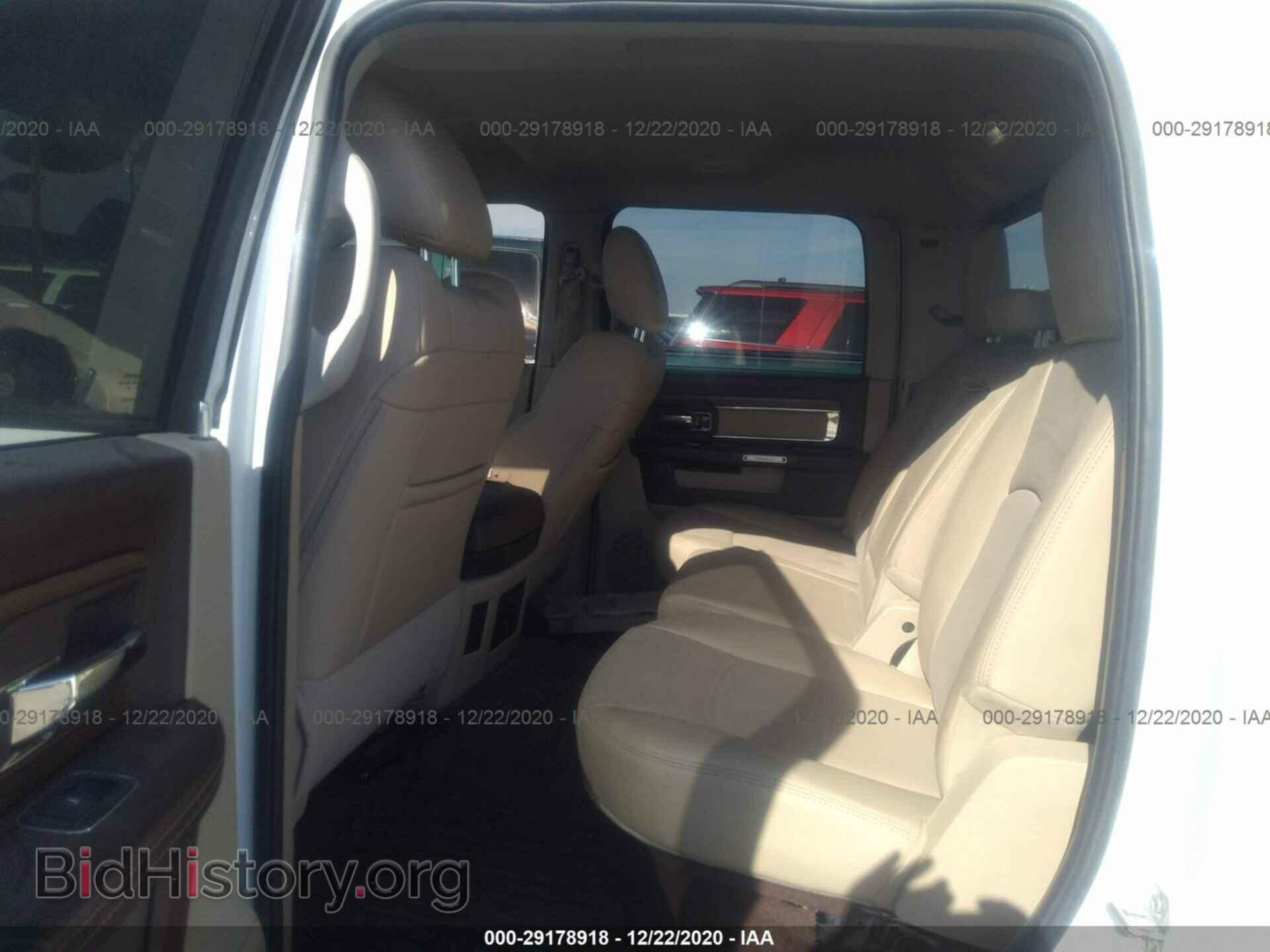 2017 RAM 1500 - VIN: 1C6RR6NT1HS615666 - Фото 8