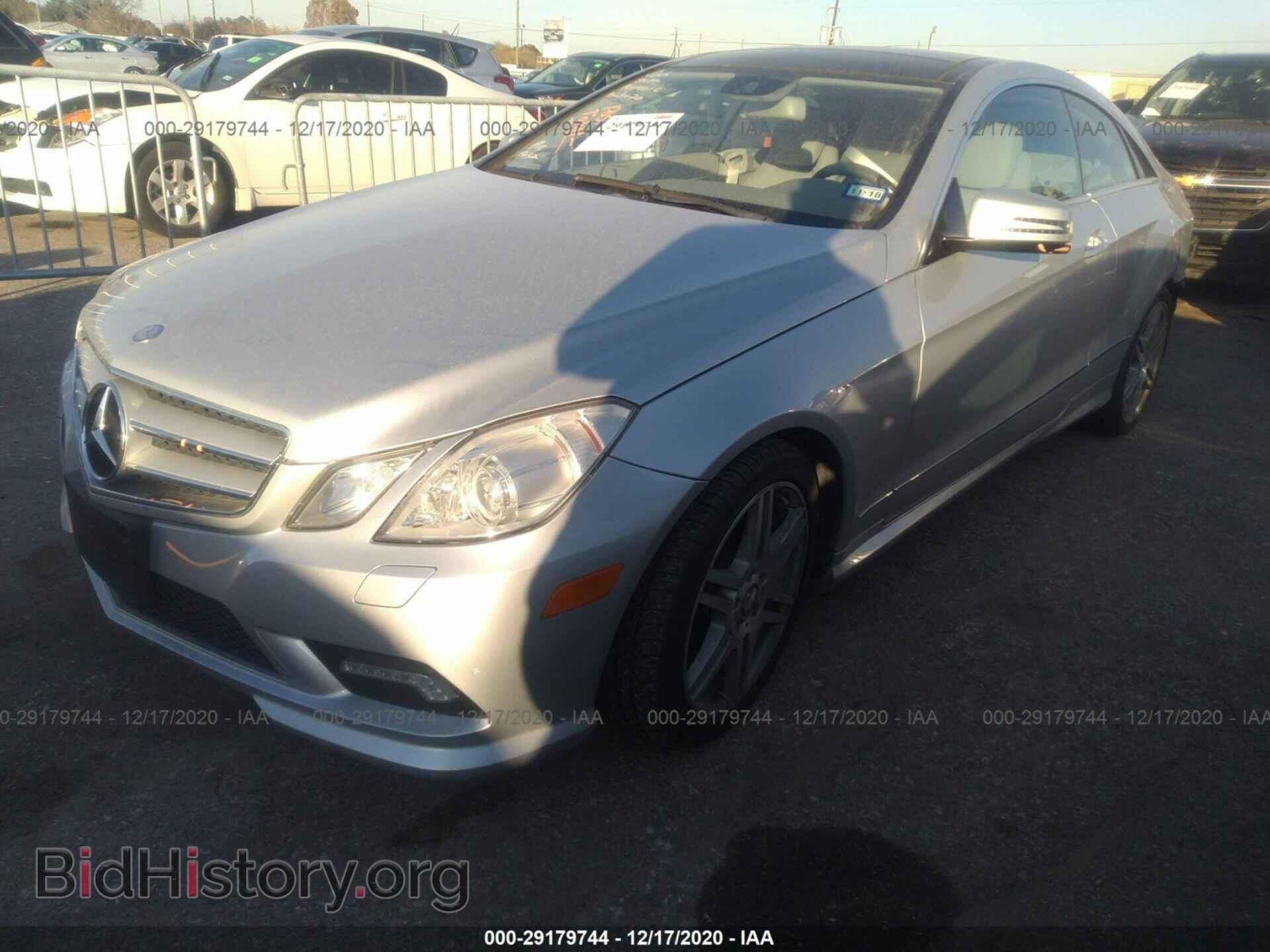 2010 MERCEDES-BENZ E-CLASS - VIN: WDDKJ7CB7AF047221 - Фото 2