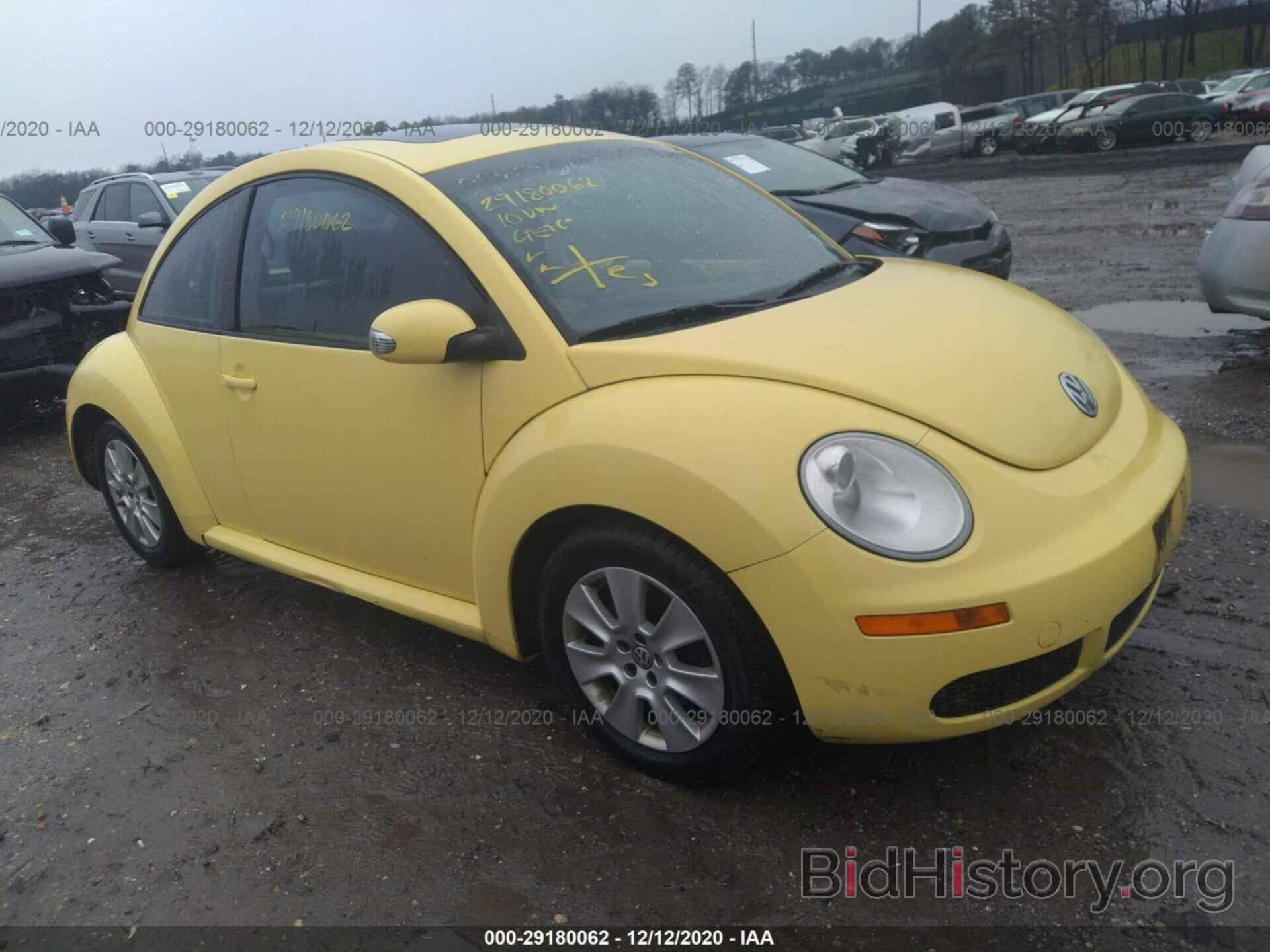 Photo 3VWRG3AG9AM023739 - VOLKSWAGEN NEW BEETLE COUPE 2010