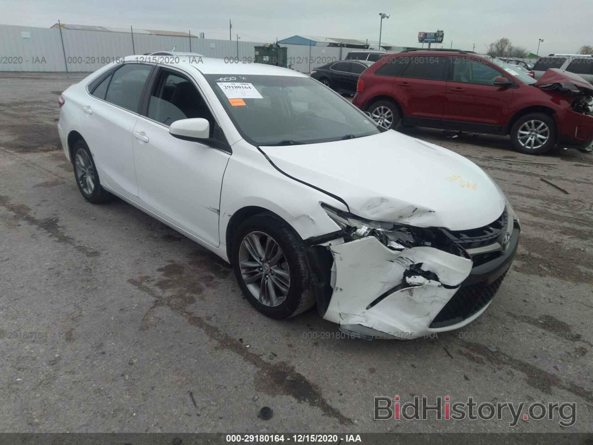 Photo 4T1BF1FK3GU177341 - TOYOTA CAMRY 2016