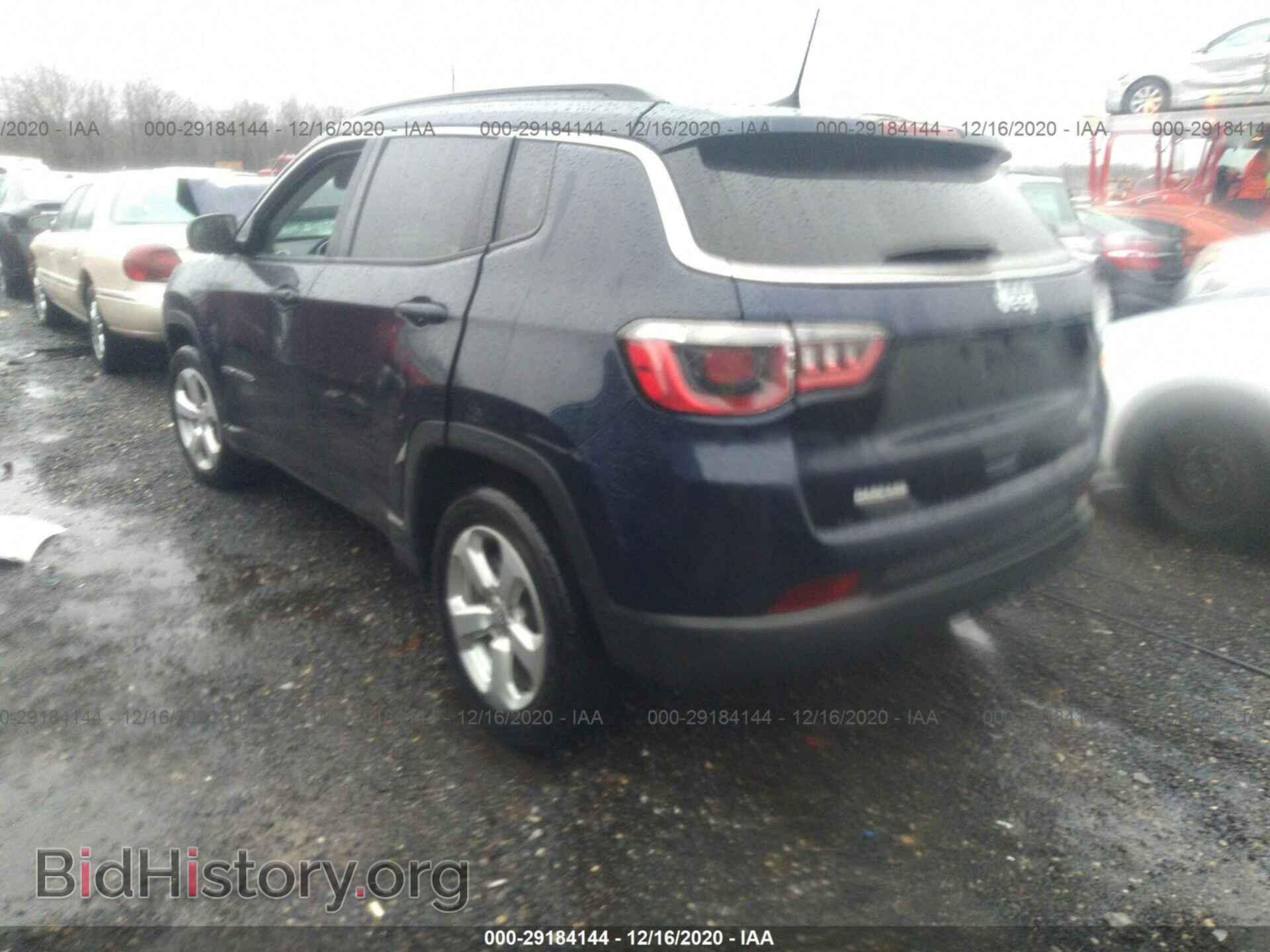 2018 JEEP COMPASS - VIN: 3C4NJCBB2JT194635 - Фото 3
