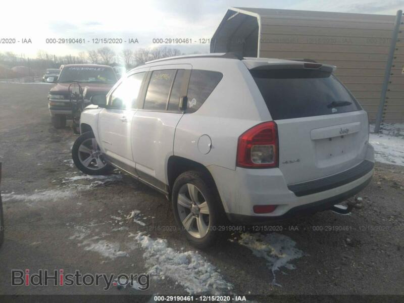 2011 Jeep COMPASS (VIN 1J4NF1FB0BD159142) — photo 3 of 11