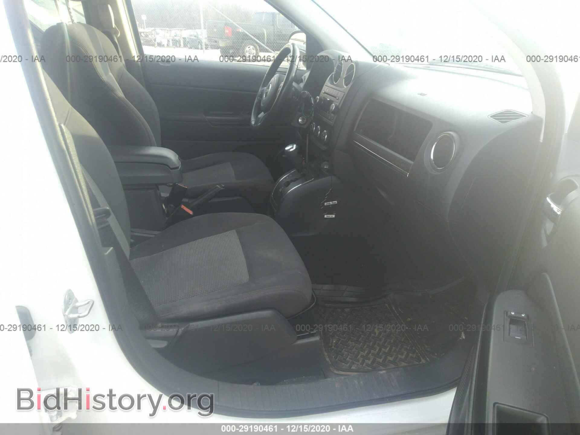 2011 JEEP COMPASS - VIN: 1J4NF1FB0BD159142 - Фото 5